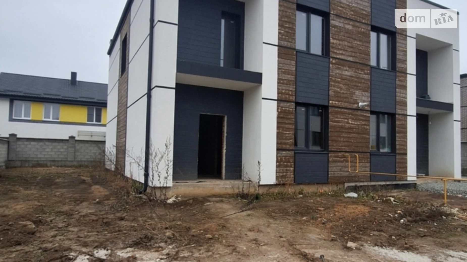 ул. Кулика и Гудачека(Макарова) Ювилейный Ровно, цена: 75000 $ - фото 3