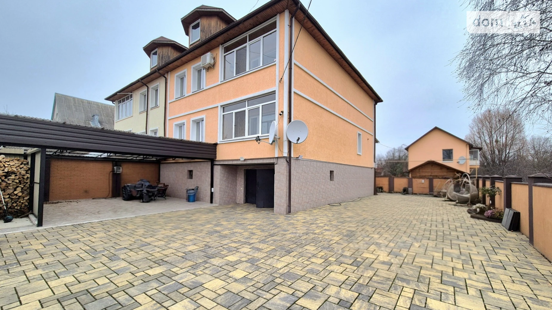 Продается дом на 2 этажа 220 кв. м с балконом, цена: 220000 $ - фото 3