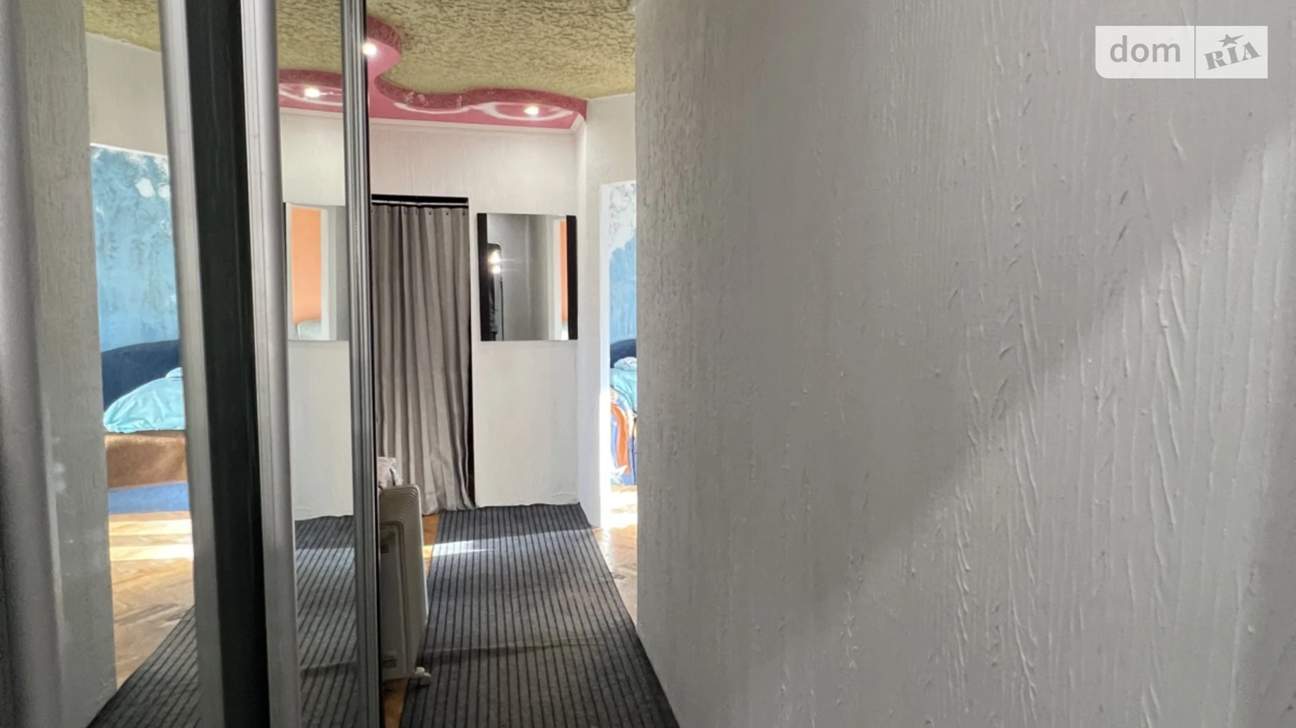 Продается 4-комнатная квартира 62.6 кв. м в Ужгороде, просп. Свободы, 45 - фото 3