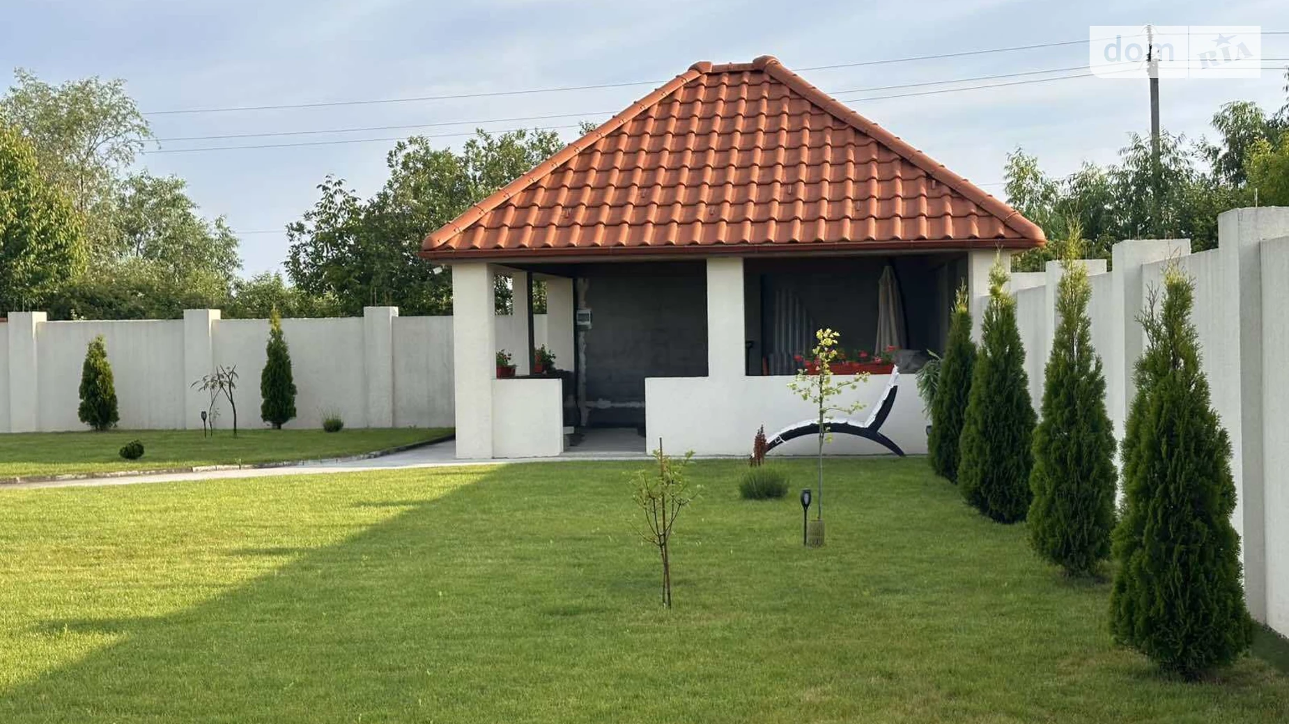 Продается дом на 2 этажа 330 кв. м с участком, цена: 450000 $ - фото 2