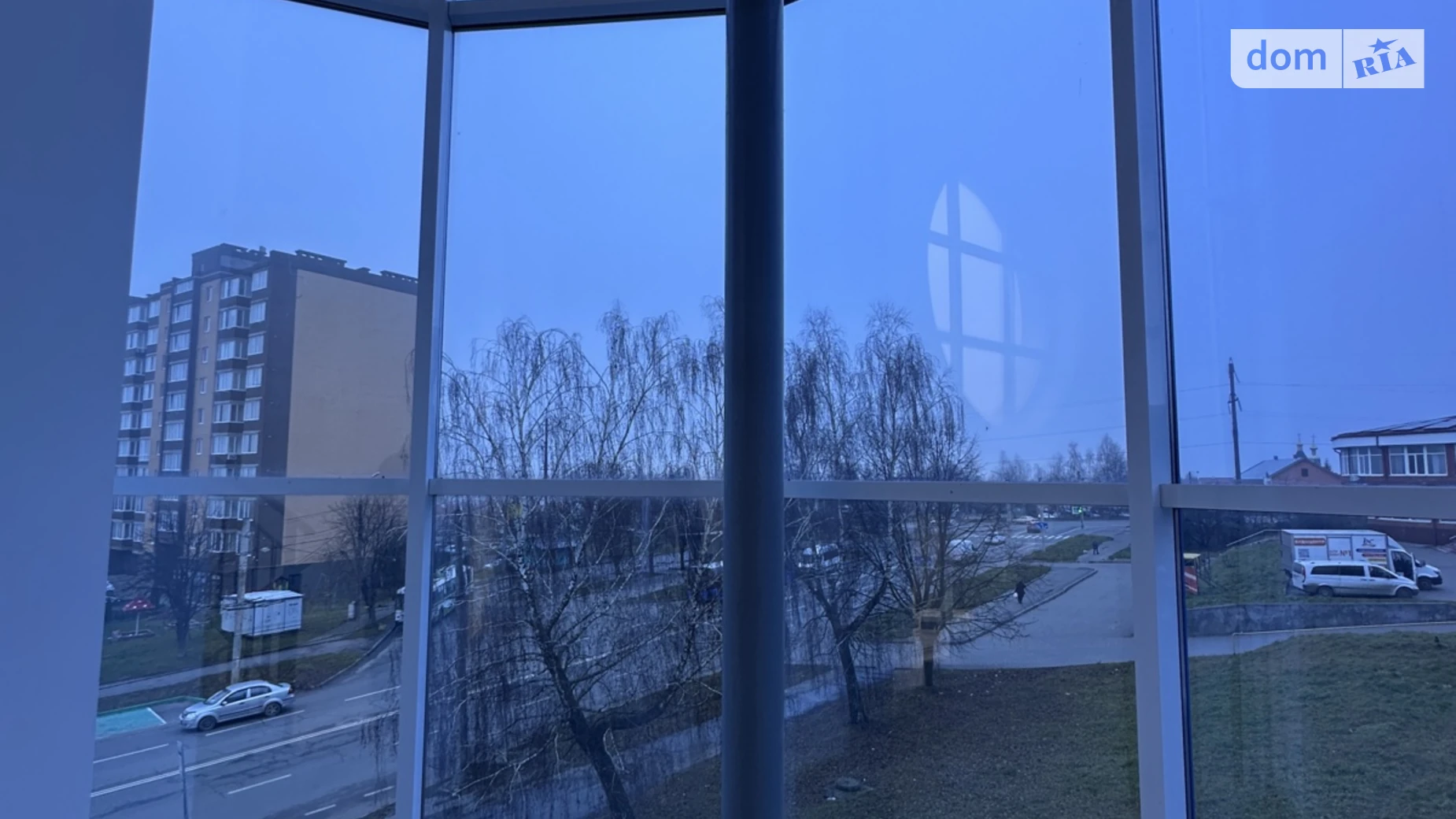 Сдается в аренду офис 60 кв. м в бизнес-центре, цена: 19500 грн - фото 4