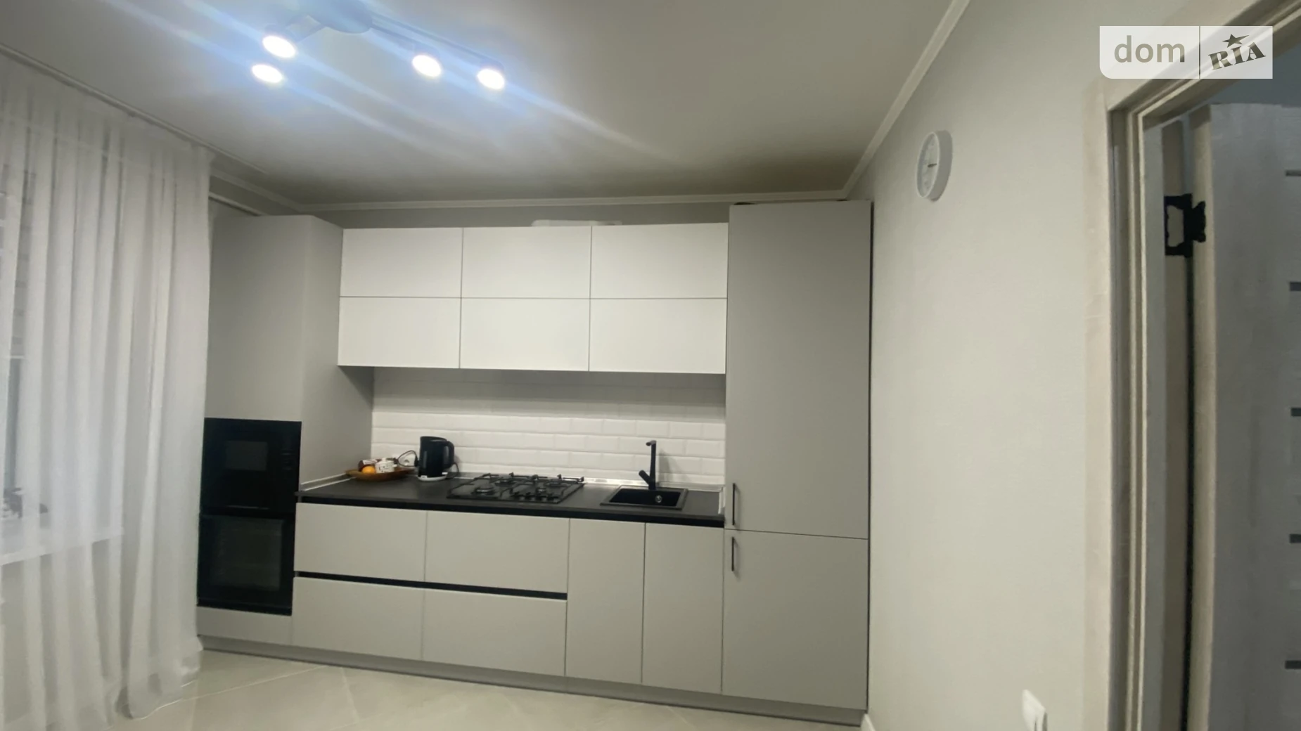 Сдается в аренду 1-комнатная квартира 45 кв. м в Виннице, ул. Зодчих, 7 - фото 2