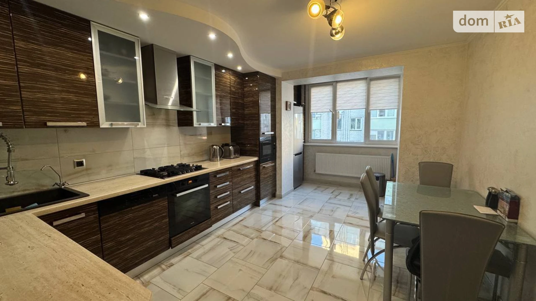 Продается 3-комнатная квартира 91.3 кв. м в Великой Березовице, цена: 107000 $ - фото 2