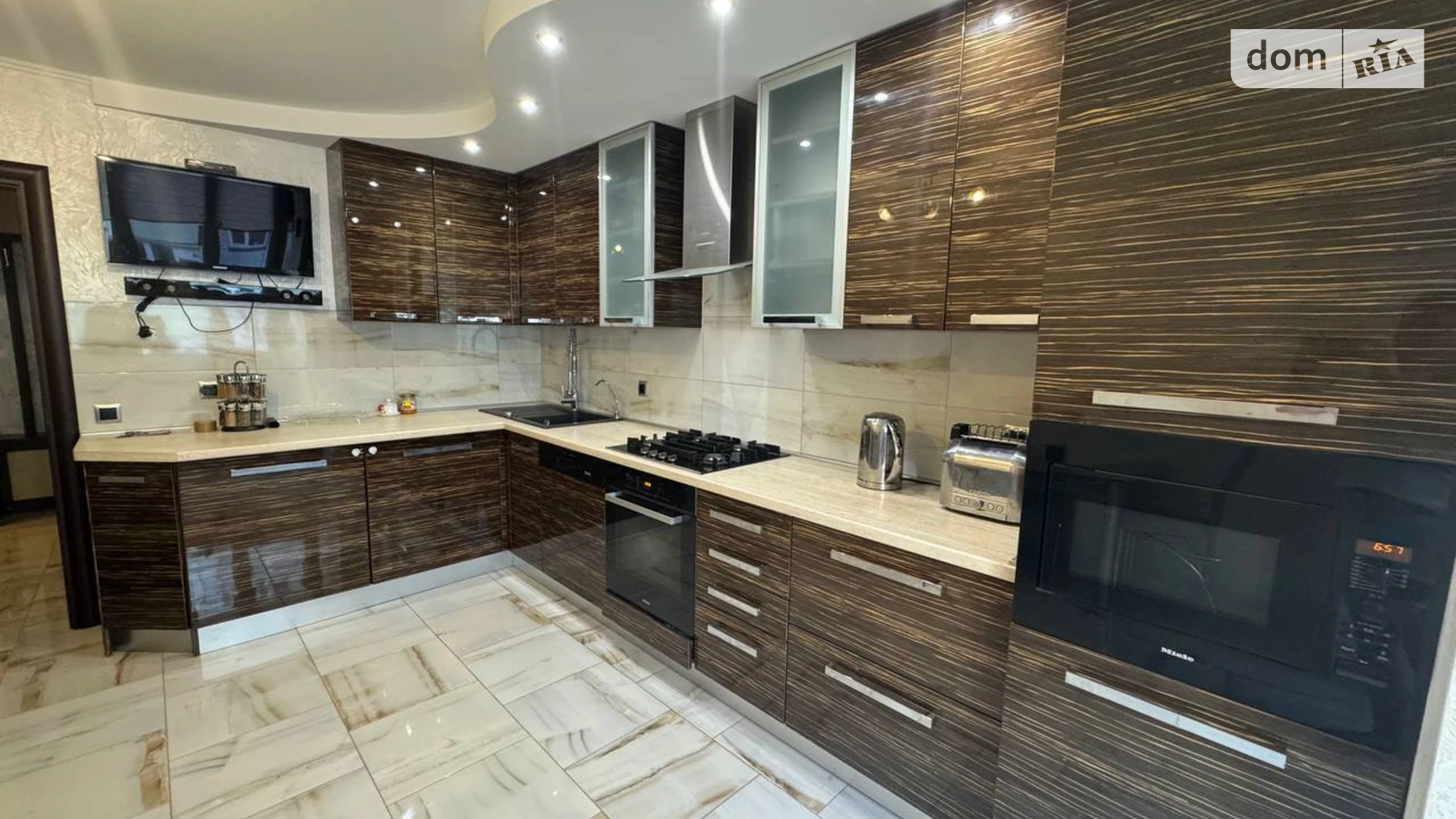 Продается 3-комнатная квартира 91.3 кв. м в Великой Березовице, цена: 107000 $ - фото 3