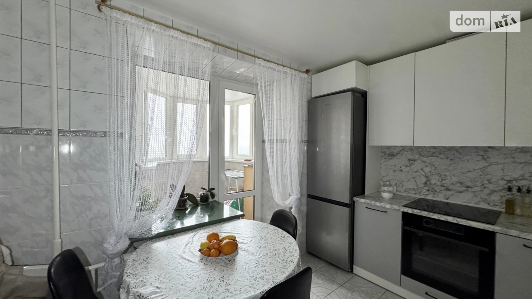 Продается 2-комнатная квартира 65 кв. м в Виннице, ул. Келецкая, 122 - фото 2