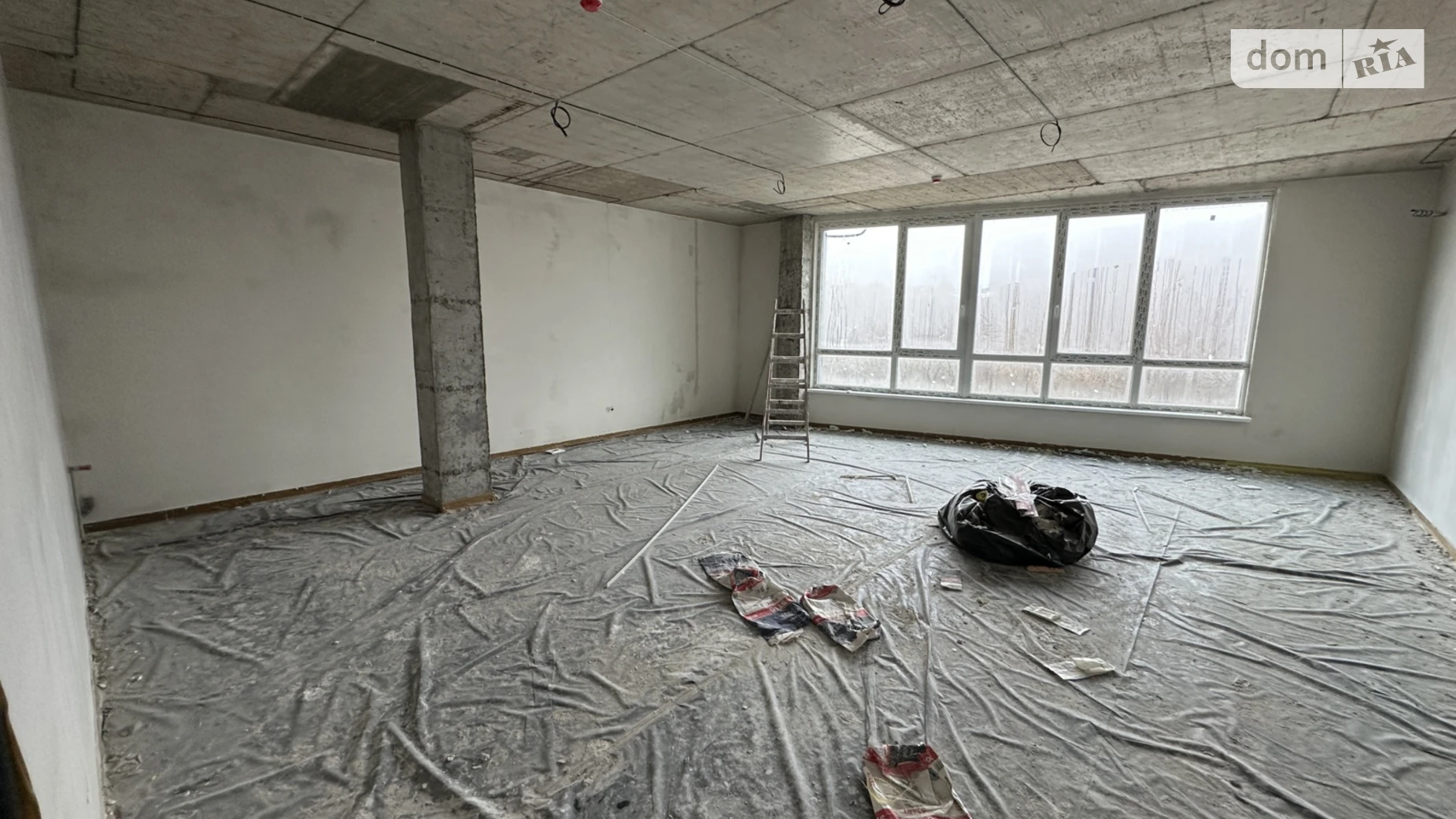 Сдается в аренду офис 62.55 кв. м в бизнес-центре, цена: 21893 грн - фото 5