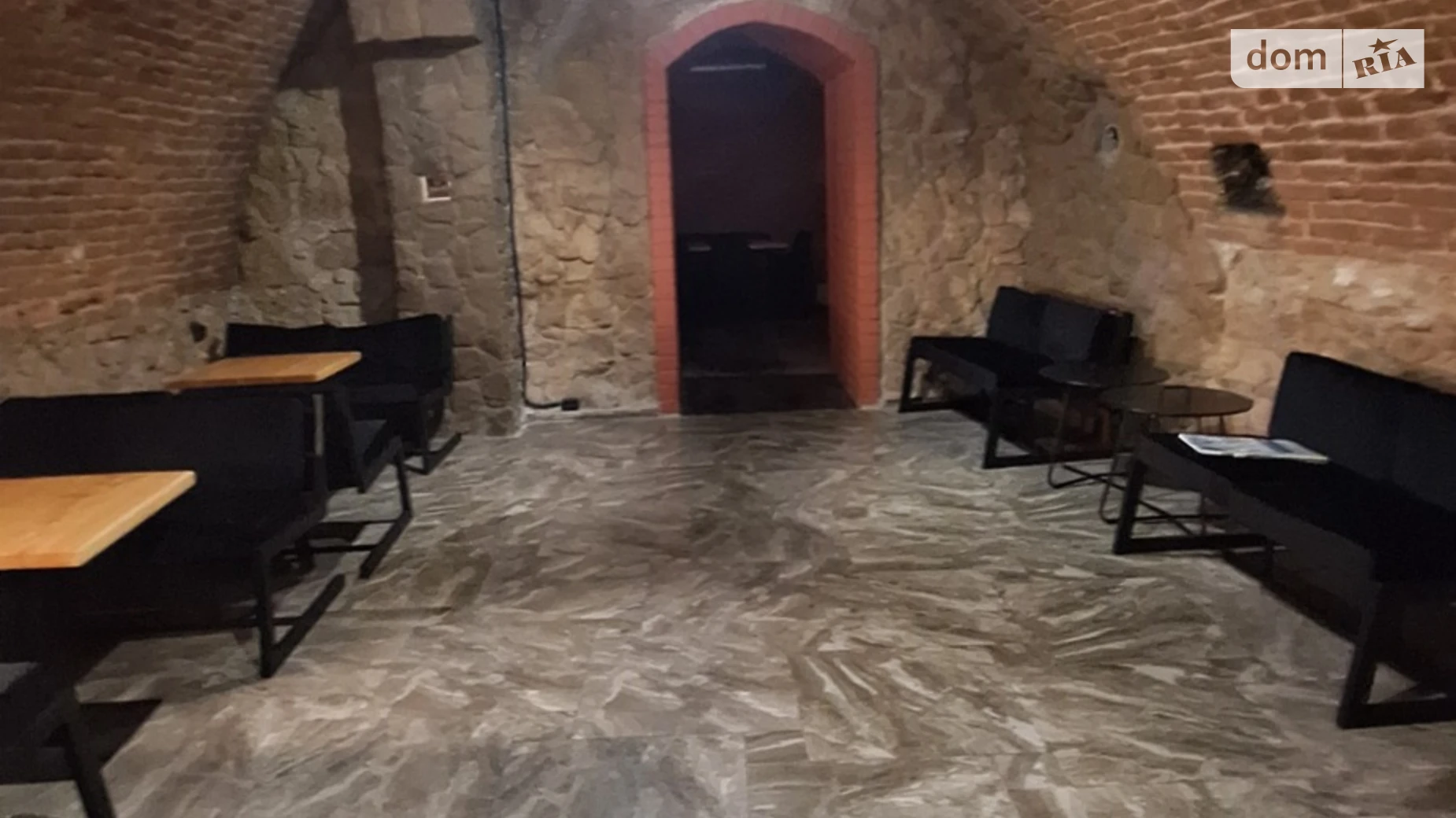 Сдается в аренду помещения свободного назначения 250 кв. м в 3-этажном здании, цена: 1000 $ - фото 3