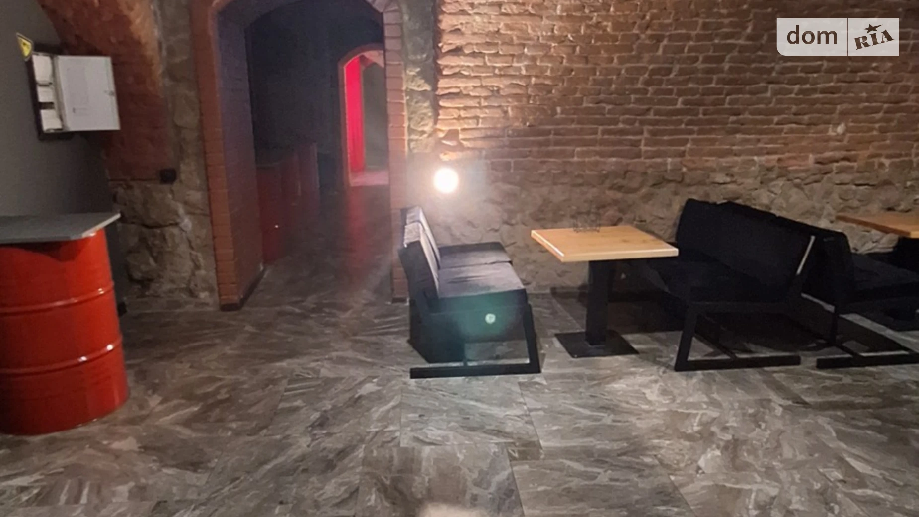 Сдается в аренду помещения свободного назначения 250 кв. м в 3-этажном здании, цена: 1000 $ - фото 4