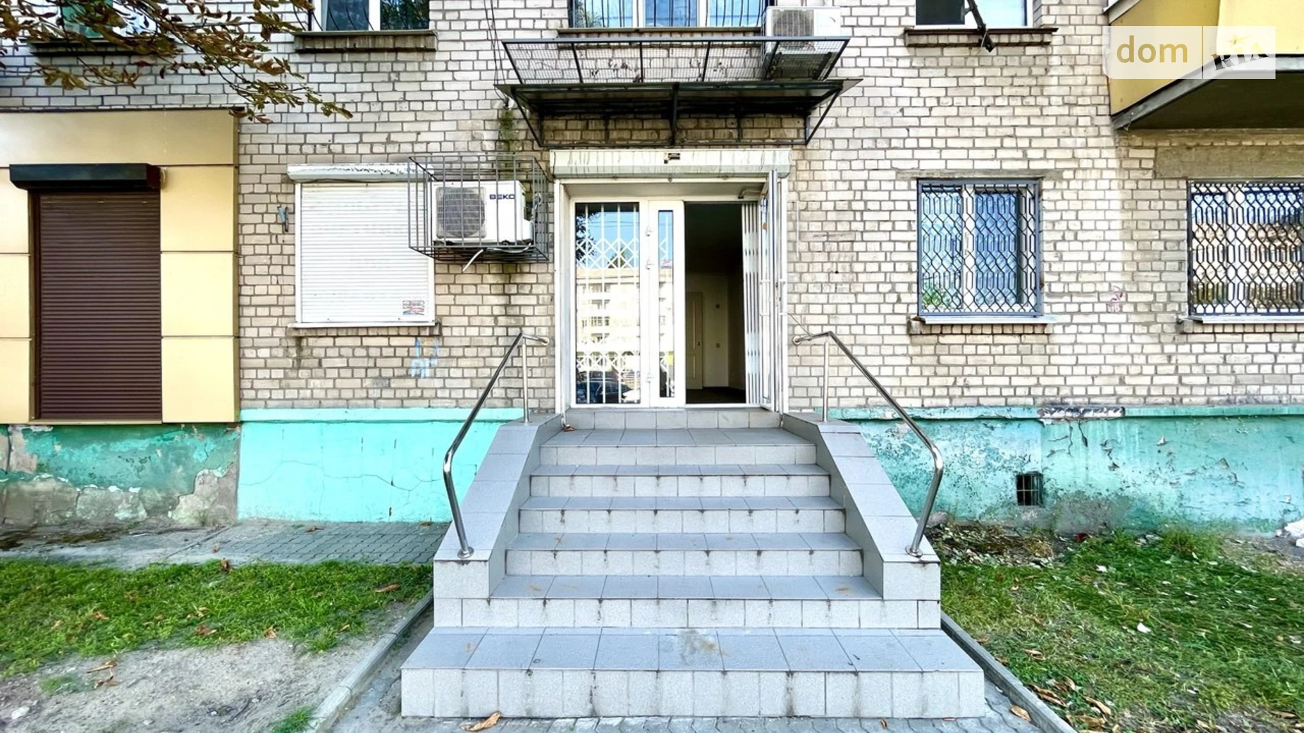 Сдается в аренду помещения свободного назначения 59.4 кв. м в 5-этажном здании, цена: 30000 грн - фото 2