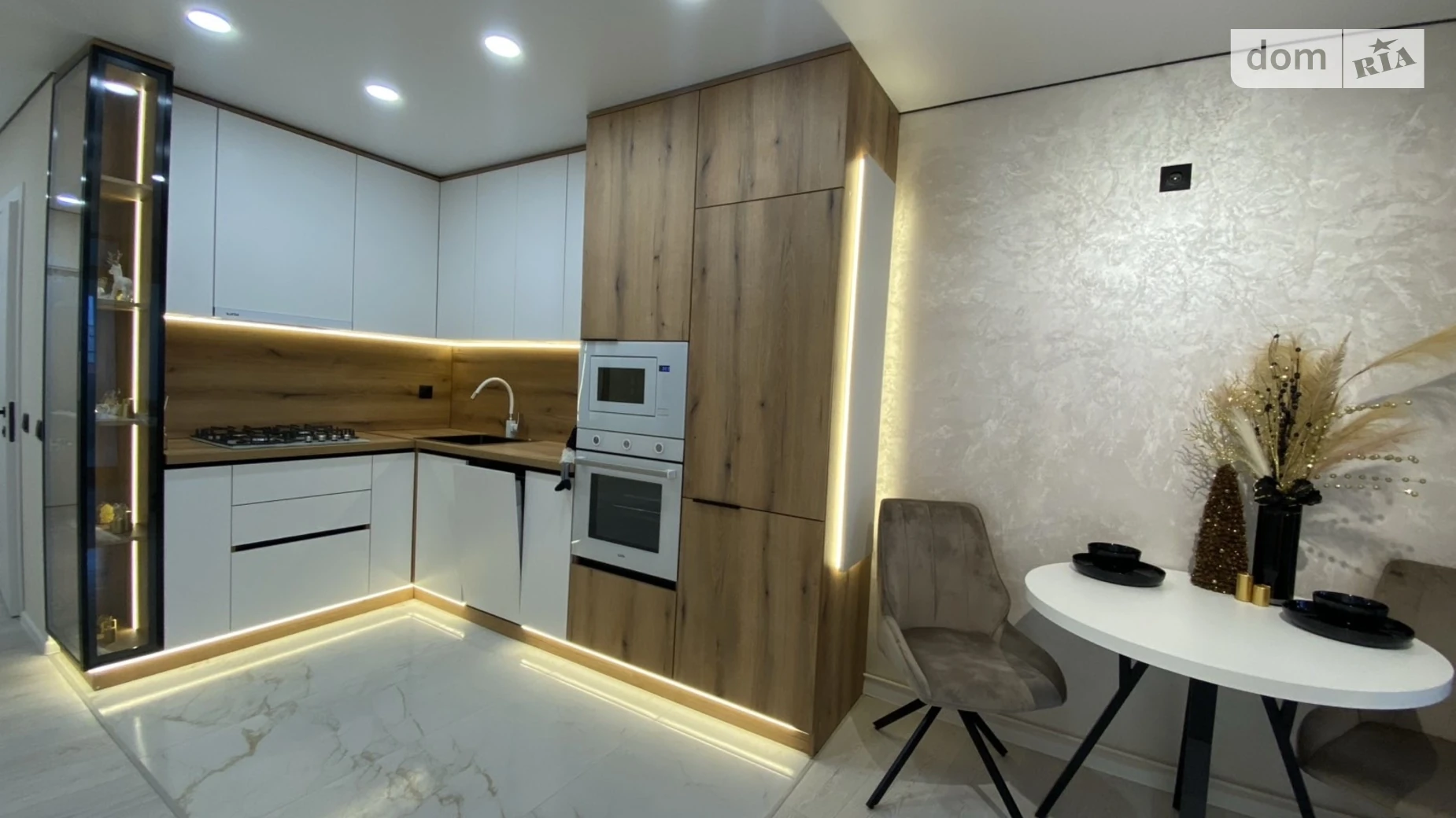 2-комнатная квартира 73 кв. м в Тернополе, ул. Киевская - фото 3