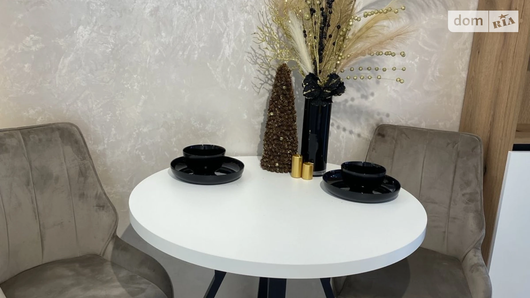 2-комнатная квартира 73 кв. м в Тернополе, ул. Киевская - фото 5