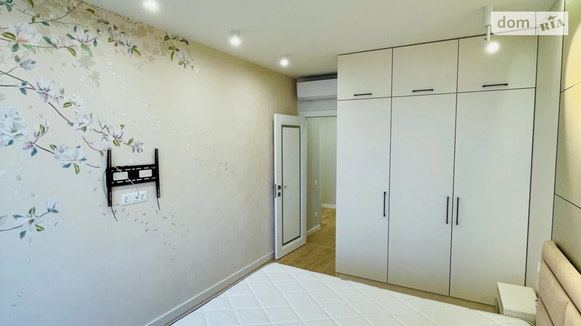 Продается 4-комнатная квартира 103 кв. м в Одессе, ул. Жаботинского - фото 5