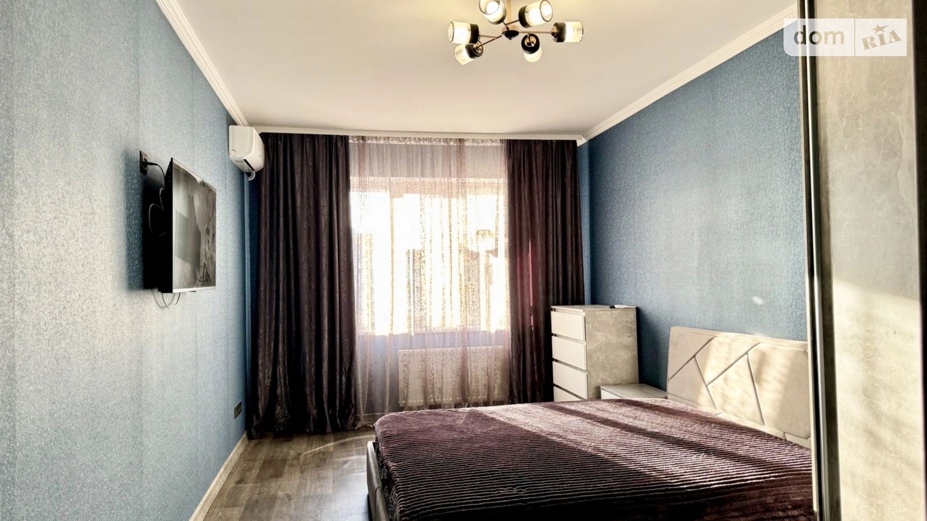 Продается 1-комнатная квартира 40 кв. м в Чернигове, ул. Независимости, 14 - фото 3