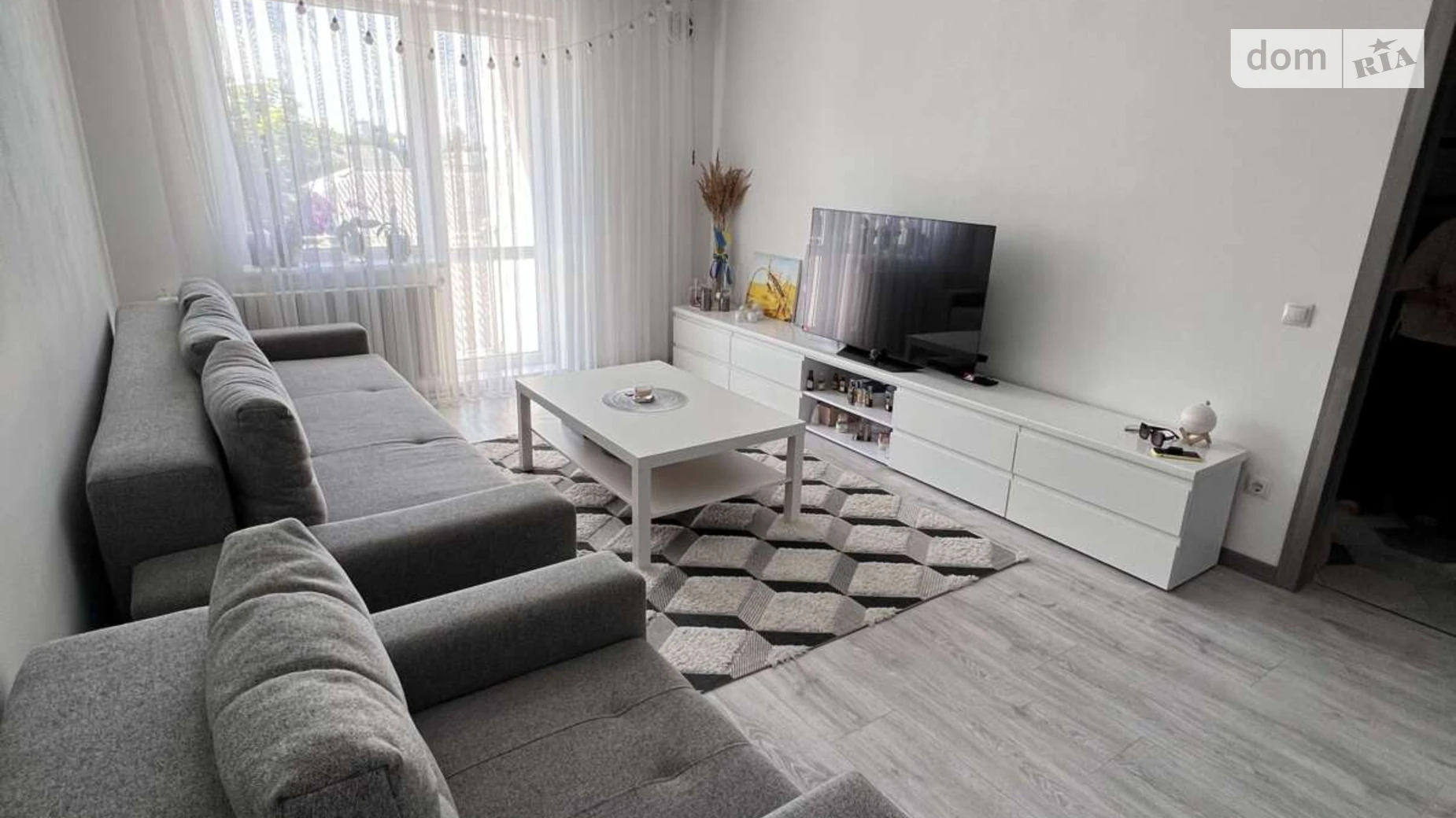 Продается 3-комнатная квартира 78 кв. м в Коломые, цена: 98000 $ - фото 2