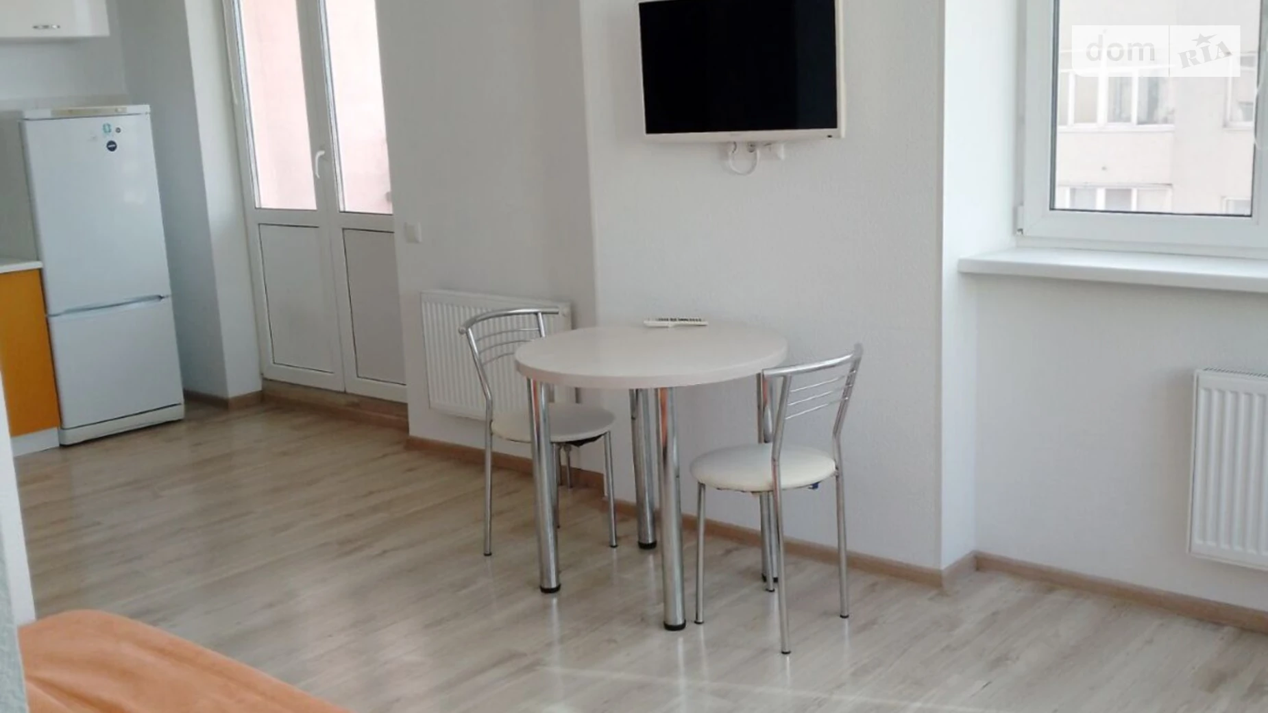 Продается 1-комнатная квартира 49.2 кв. м в Киеве, ул. Феодосийская, 1 - фото 2