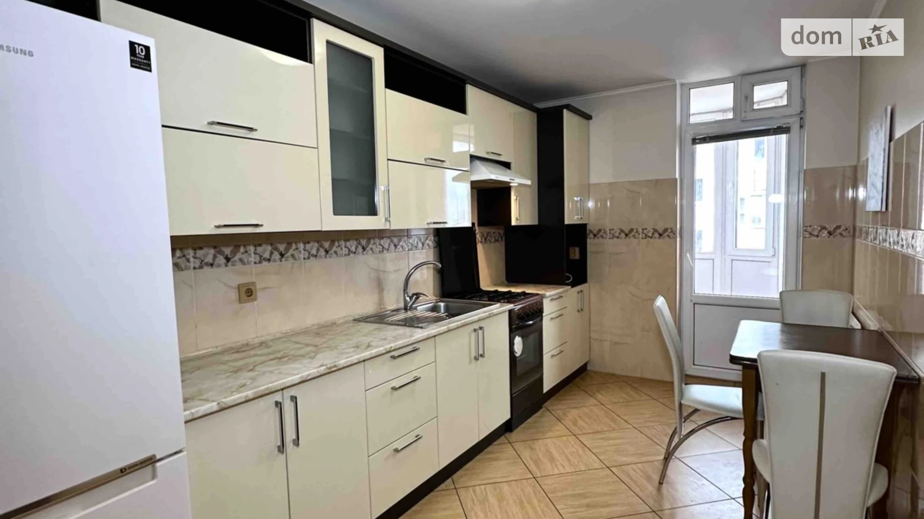 1-комнатная квартира 46 кв. м в Тернополе, ул. Черновецкая - фото 4