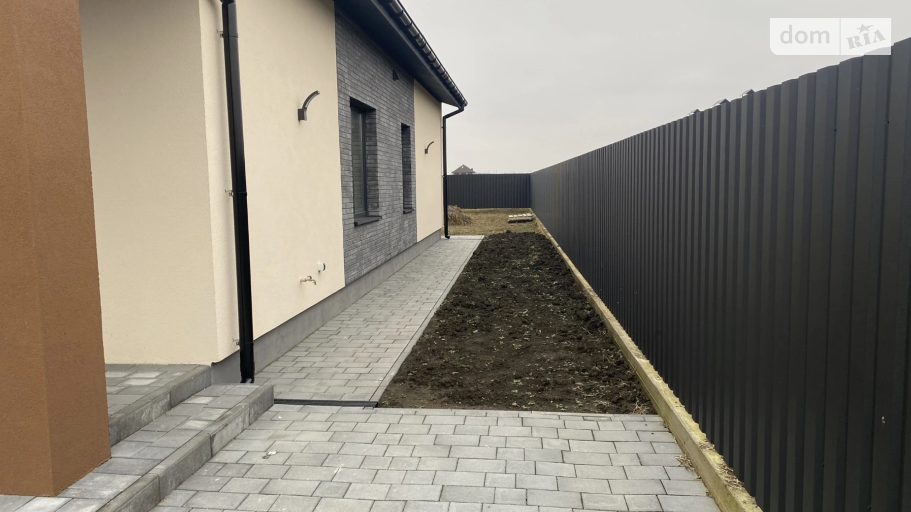 Продается одноэтажный дом 120 кв. м с баней/сауной, цена: 117000 $ - фото 2