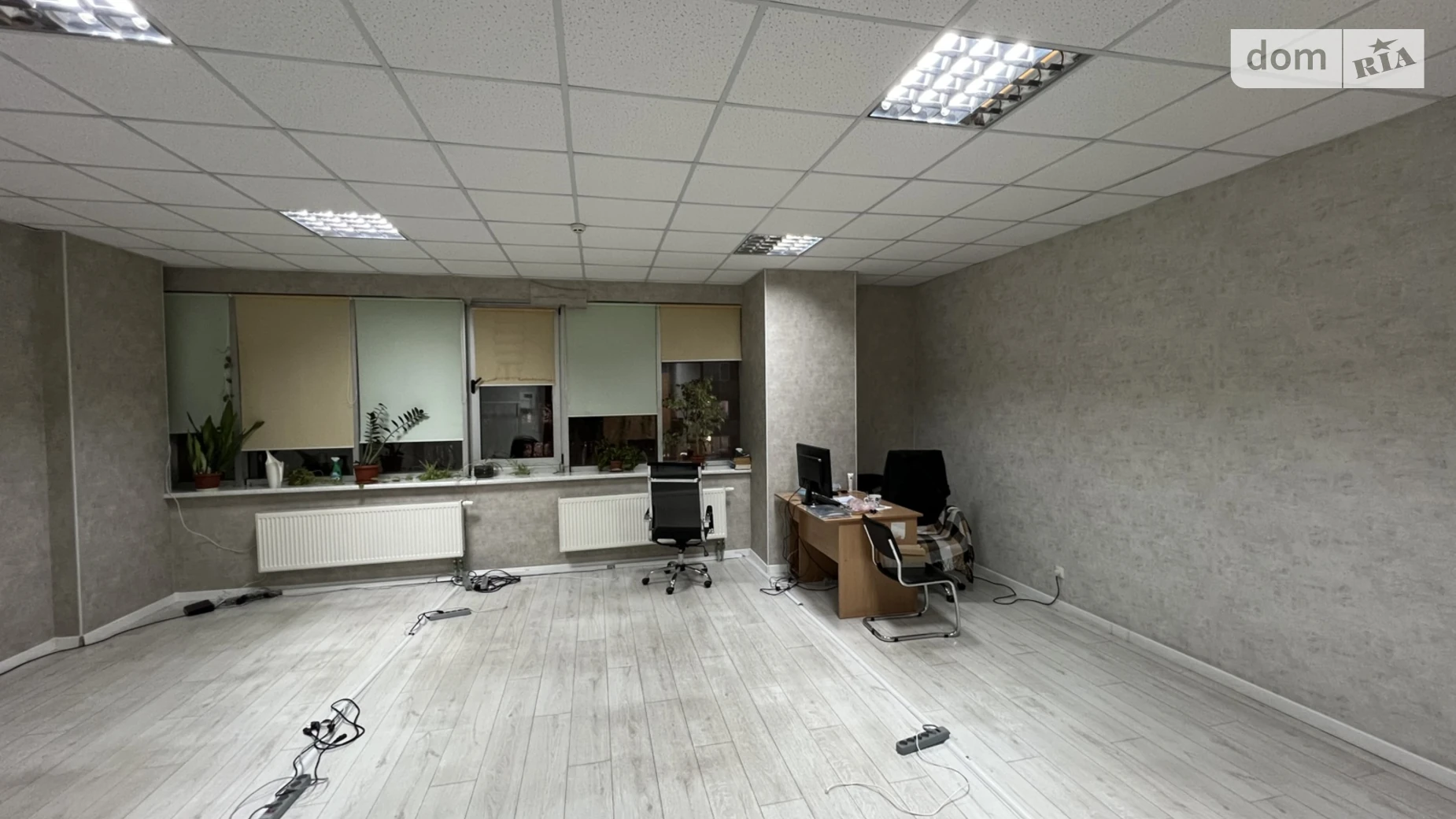 Сдается в аренду офис 52 кв. м в бизнес-центре, цена: 9100 грн - фото 4