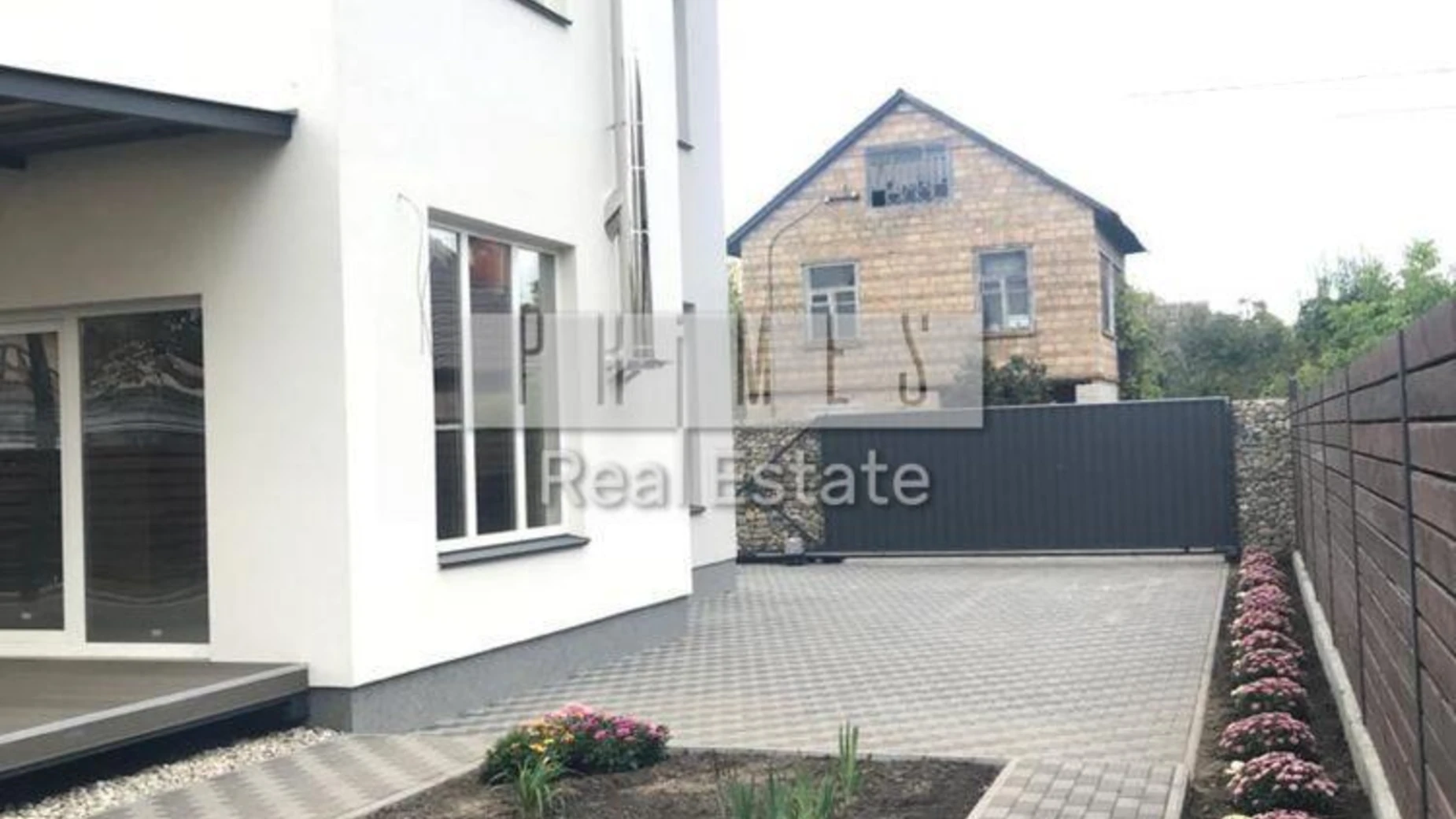 Продается дом на 2 этажа 165 кв. м с баней/сауной, цена: 235000 $ - фото 2