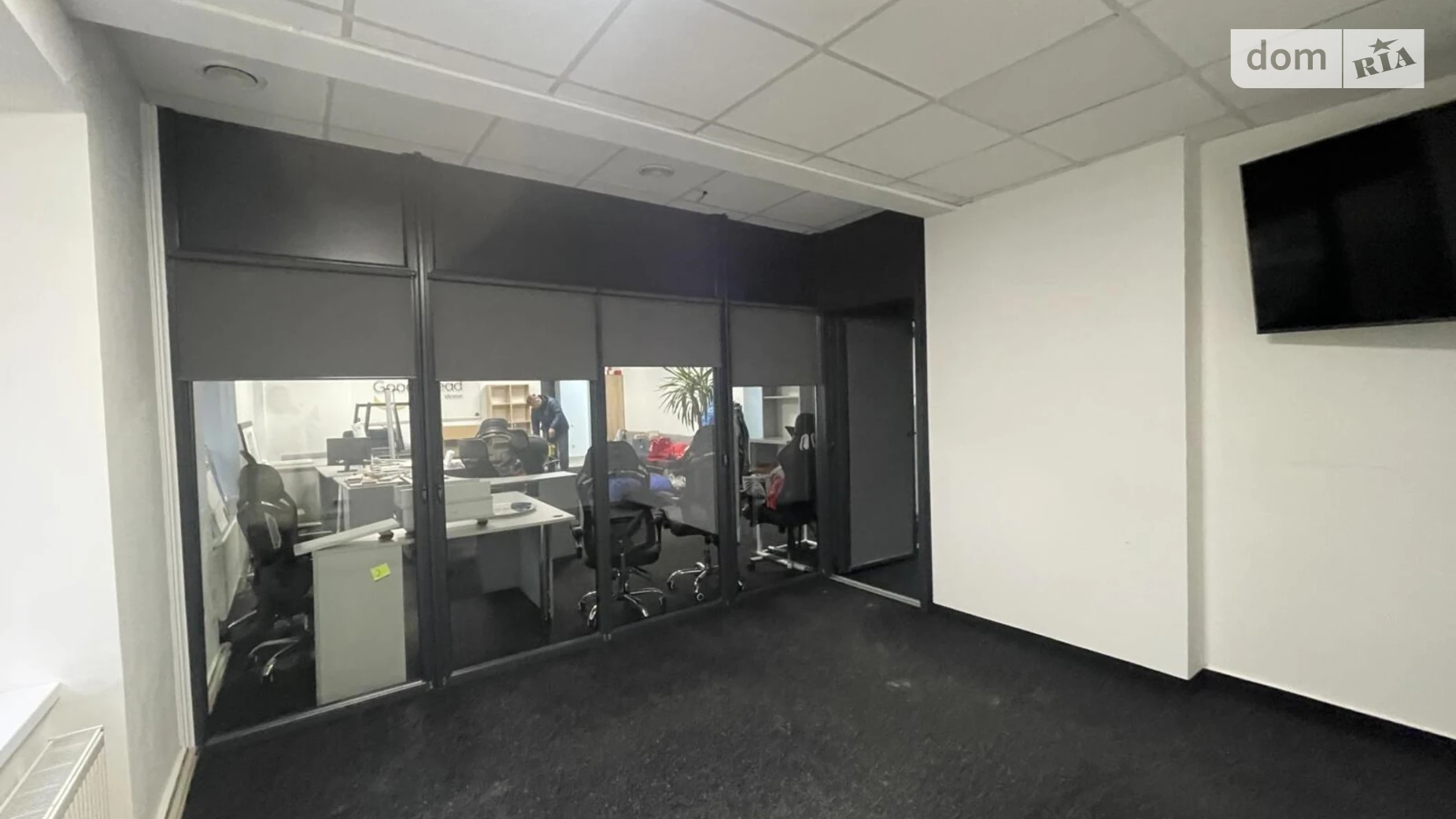 Сдается в аренду офис 230 кв. м в бизнес-центре, цена: 2000 $ - фото 5