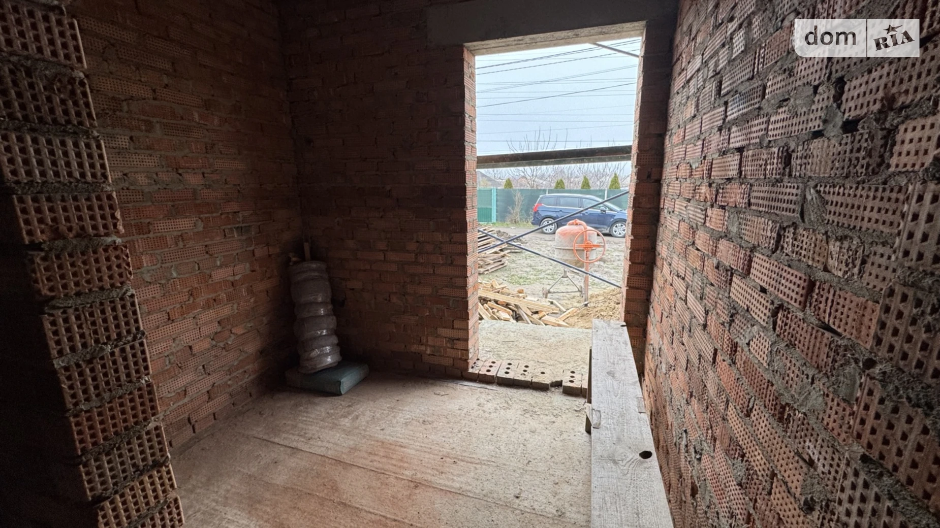 Продается дом на 2 этажа 97 кв. м с камином, цена: 90000 $ - фото 3