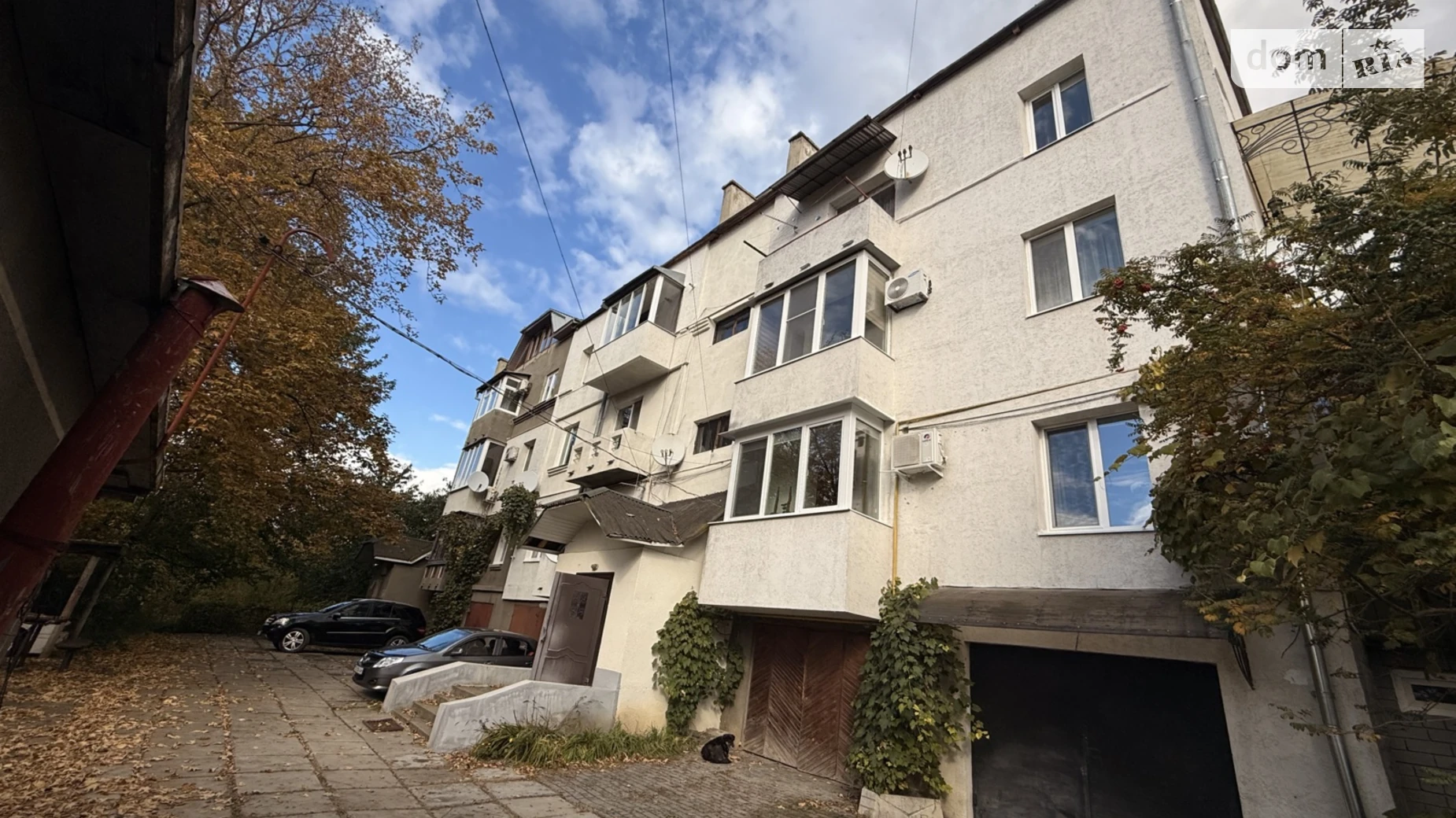 Продается 4-комнатная квартира 163 кв. м в Черновцах, ул. Франко Ивана, 16 - фото 2