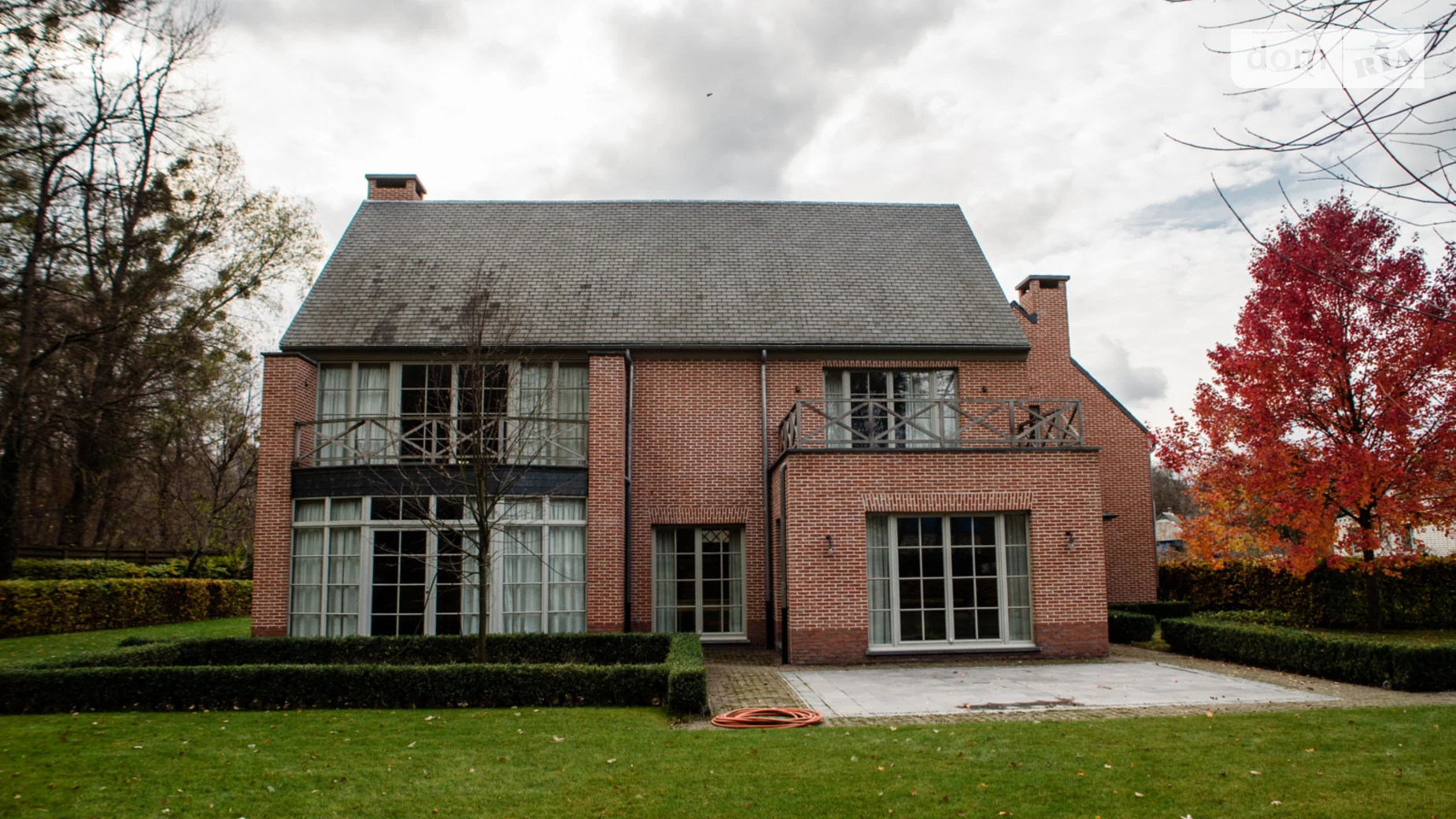 Продается дом на 2 этажа 532.9 кв. м с камином, цена: 1300000 $ - фото 3