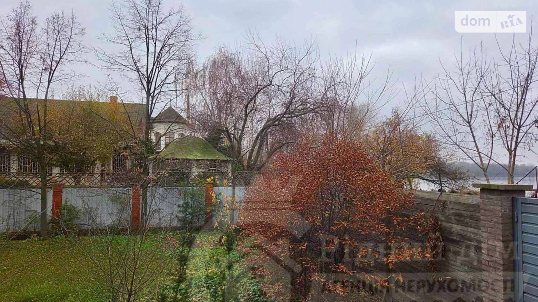 Продается дом на 2 этажа 349.3 кв. м с участком, цена: 390000 $ - фото 3