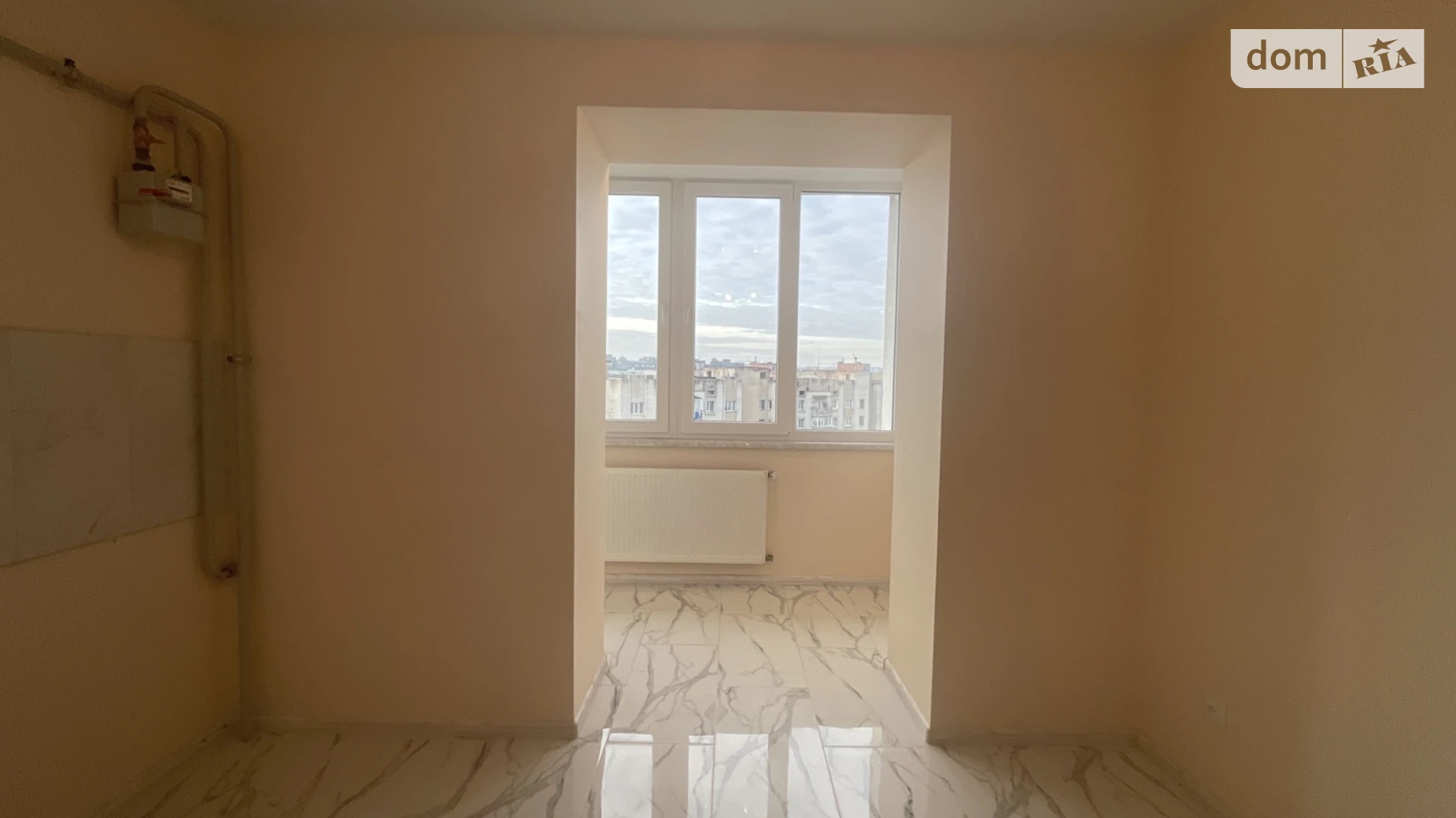 Продается 1-комнатная квартира 43 кв. м в Ивано-Франковске, ул. Пасечная, 15 - фото 2