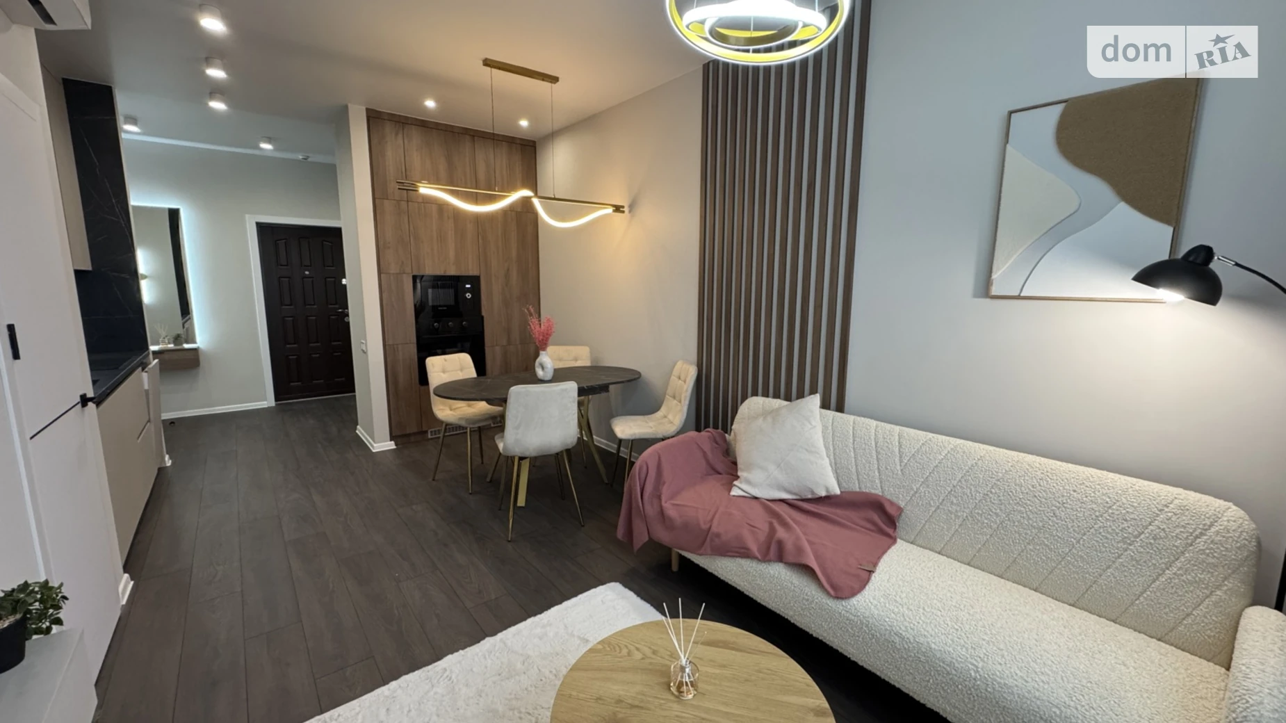 Продається 1-кімнатна квартира 43 кв. м у Одесі, вул. Краснова, 3 корпус 68 - фото 2