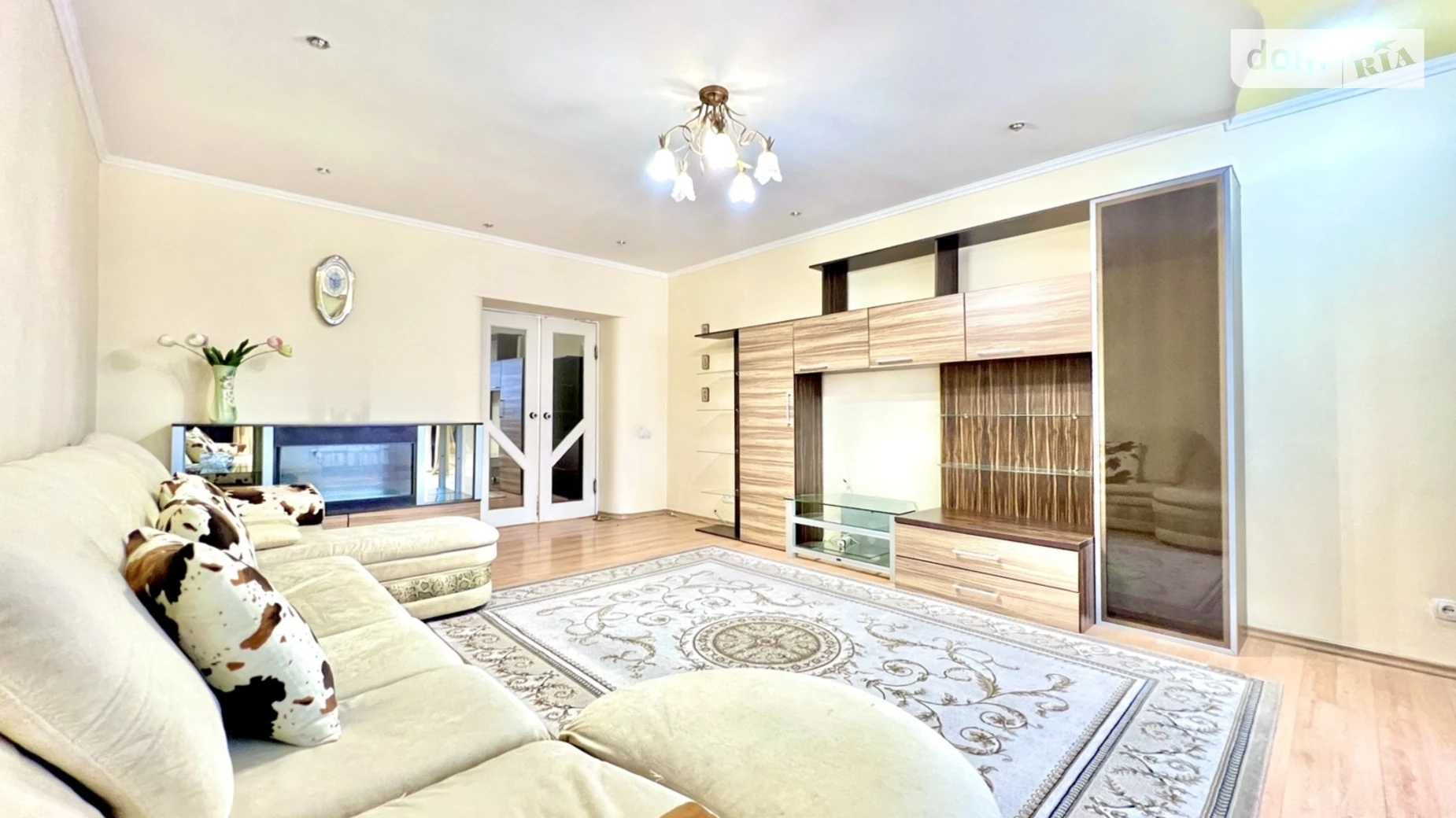 2-комнатная квартира 76 кв. м в Тернополе, ул. Довженко Александра - фото 2