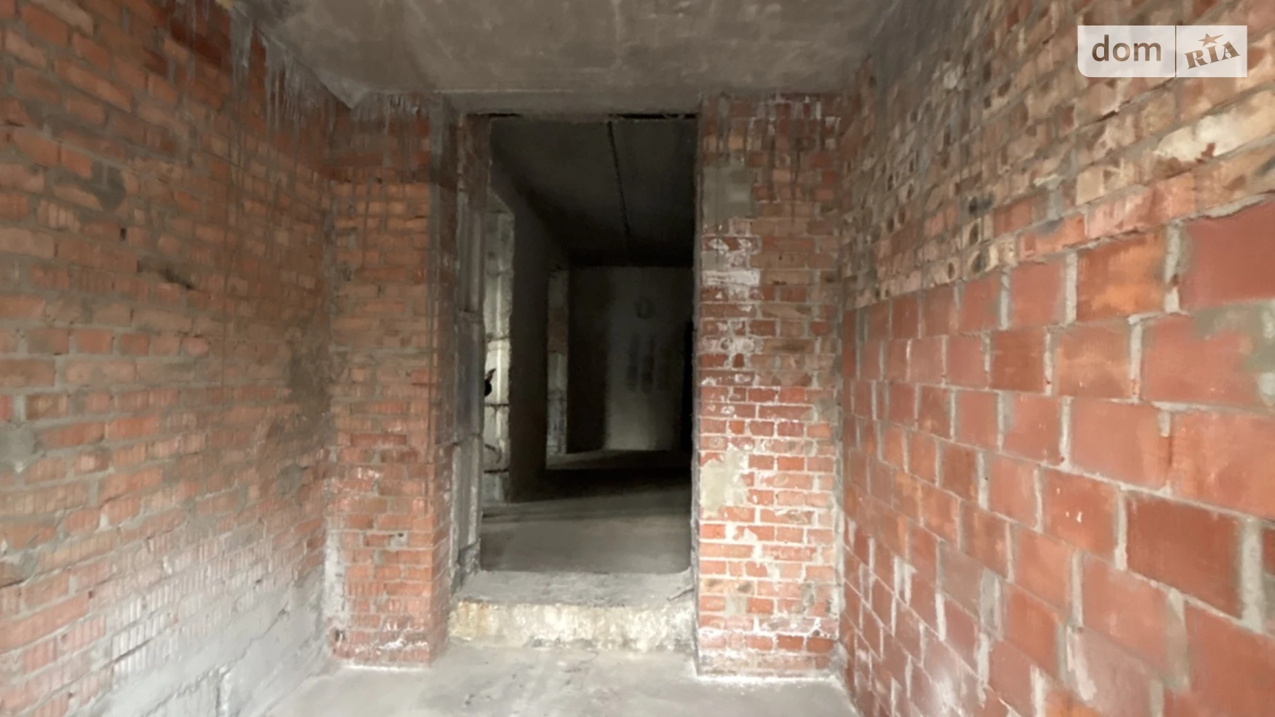 Продается офис 130 кв. м в бизнес-центре, цена: 119700 $ - фото 2