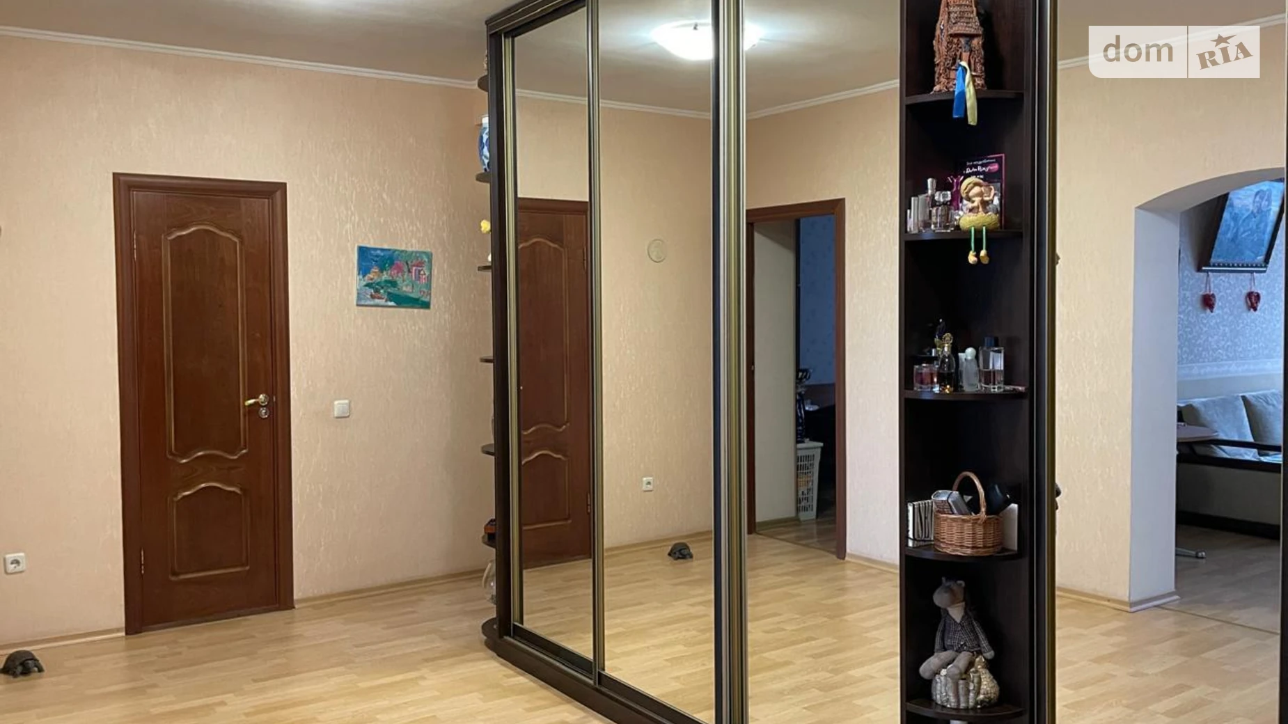 Продается 3-комнатная квартира 92 кв. м в Киеве, ул. Хмельницкая, 10 - фото 2