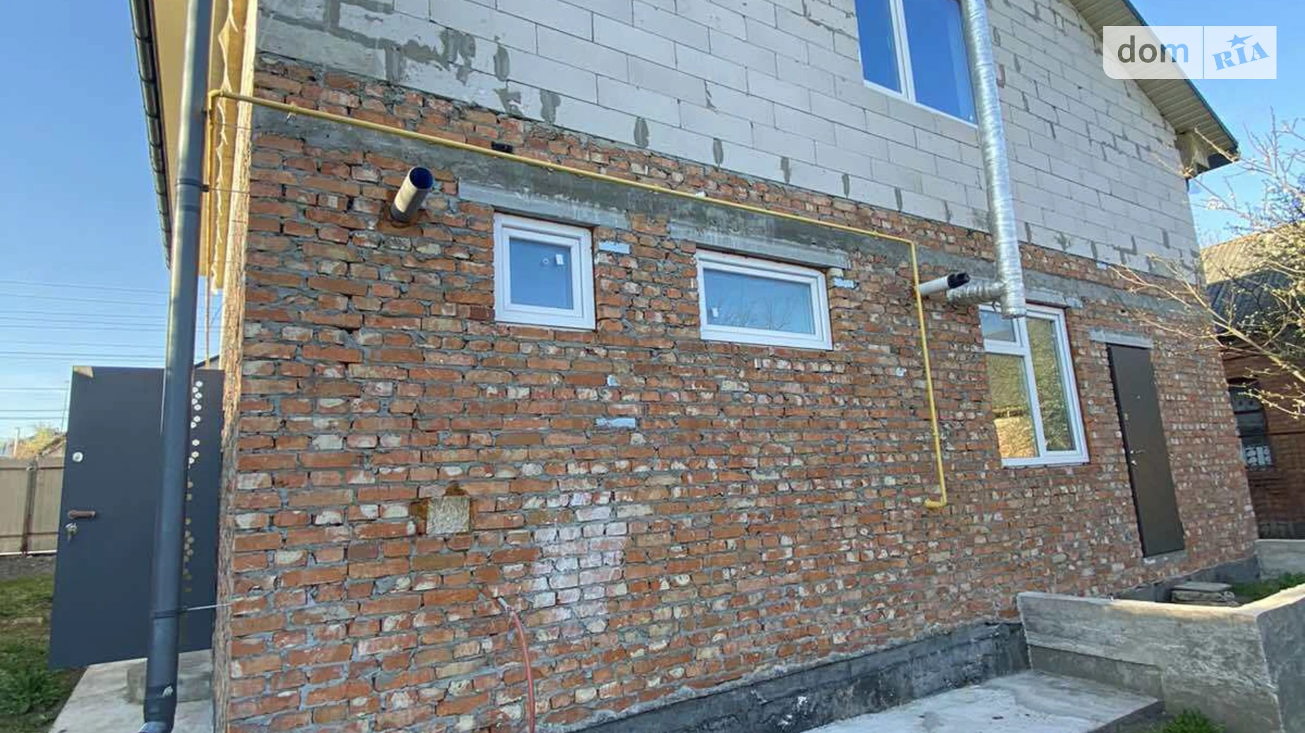 Продается дом на 2 этажа 147 кв. м с балконом, цена: 105000 $ - фото 2