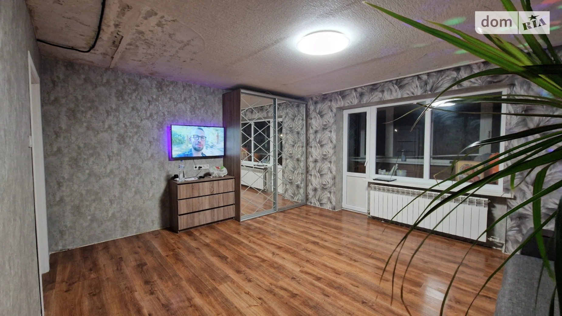 Продается 1-комнатная квартира 43.3 кв. м в Днепре, ул. Павлова Академика, 6 - фото 2