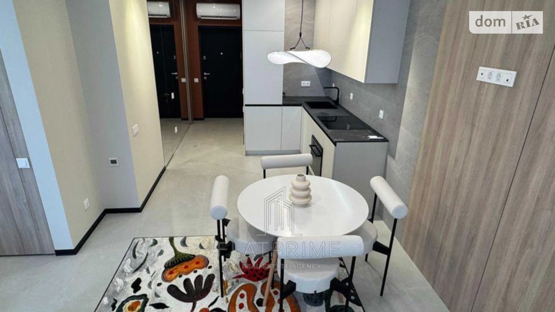 Продается 1-комнатная квартира 38 кв. м в Киеве, пер. Ужгородский, 4/1 - фото 2