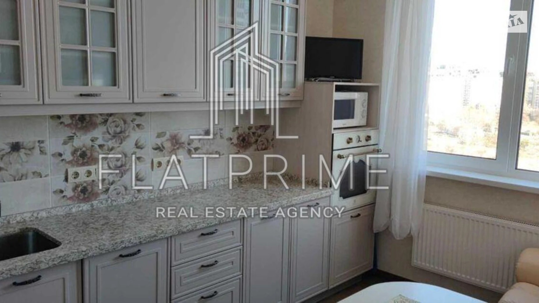 Продается 1-комнатная квартира 43 кв. м в Киеве, ул. Юлии Здановской(Ломоносова), 46/1 - фото 2