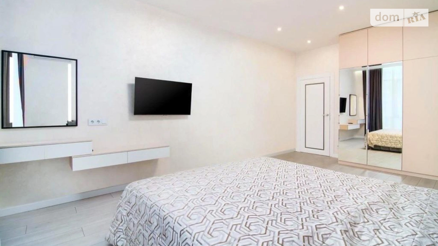 Продается 2-комнатная квартира 64 кв. м в Киеве, ул. Трускавецкая, 8 - фото 3