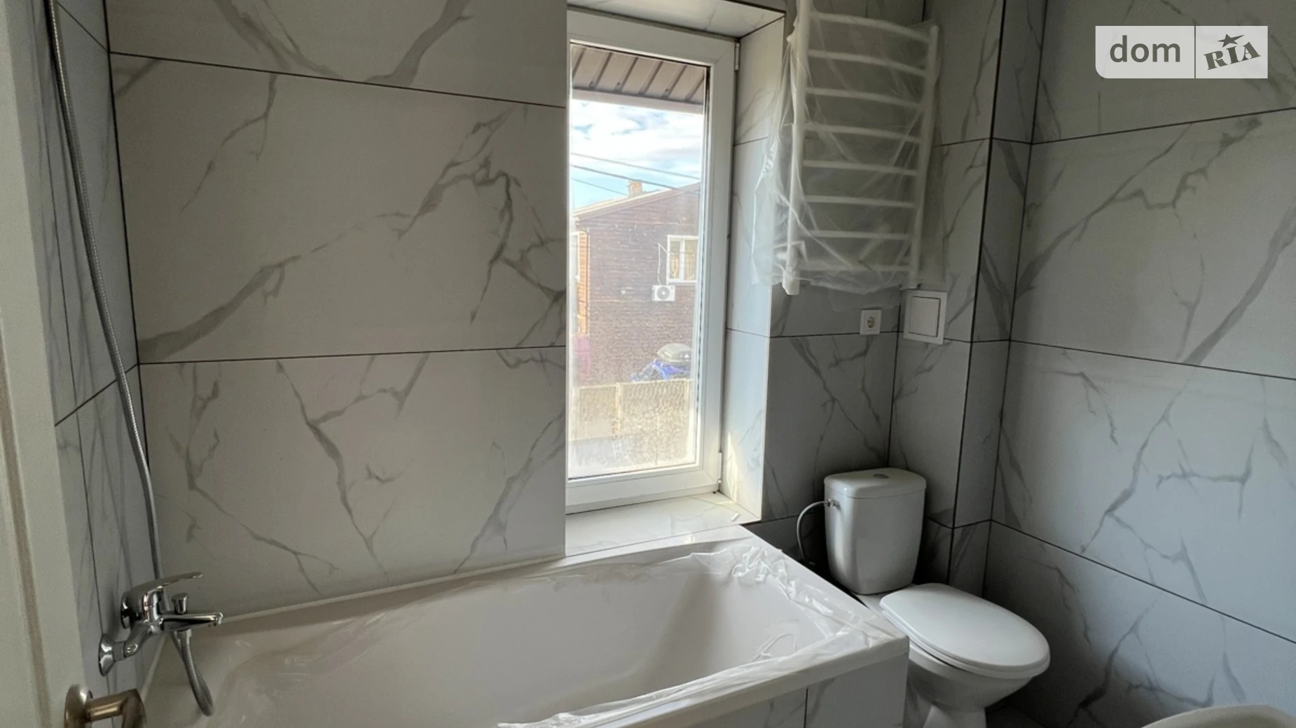 Продается дом на 2 этажа 120 кв. м с садом, цена: 180000 $ - фото 3