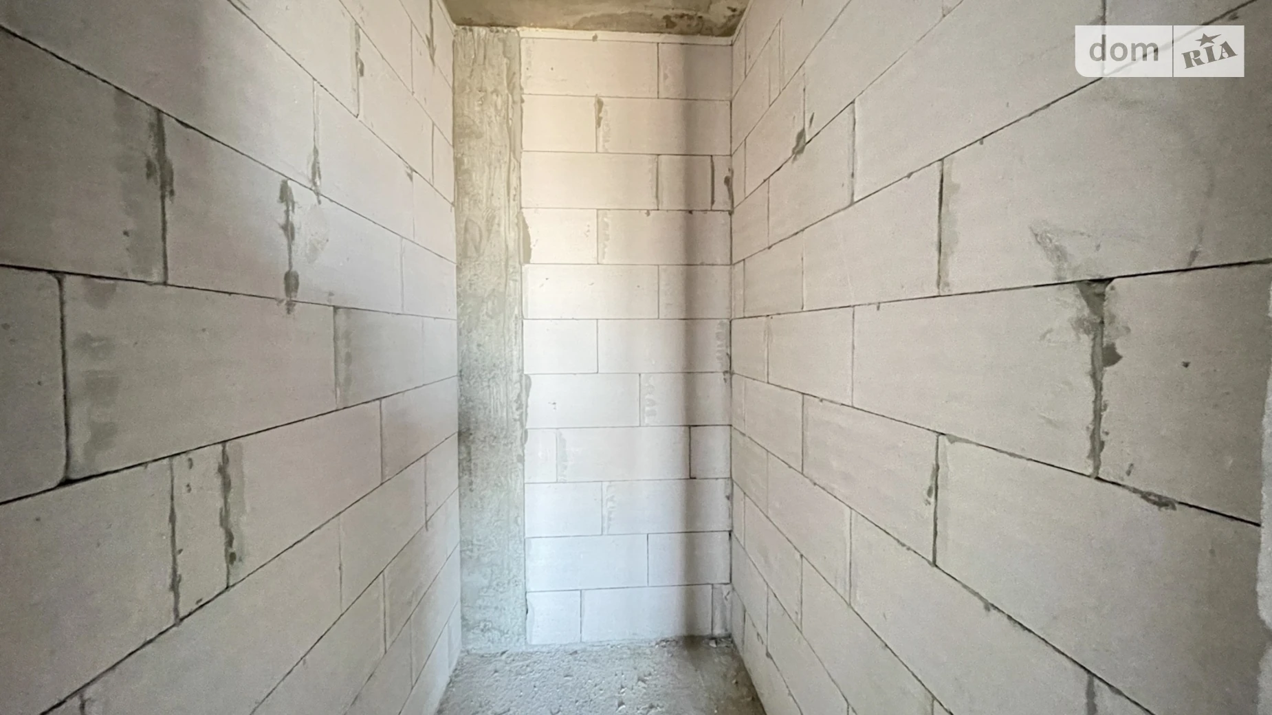 Продается 2-комнатная квартира 77 кв. м в Ивано-Франковске, ул. Левицкого Романа - фото 4