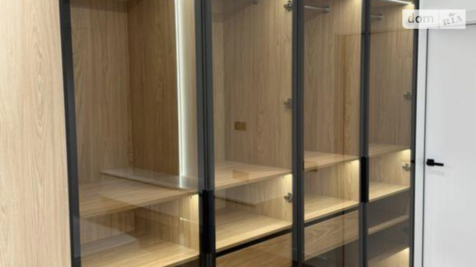 Продается 2-комнатная квартира 64 кв. м в Киеве, ул. Костанайская - фото 2