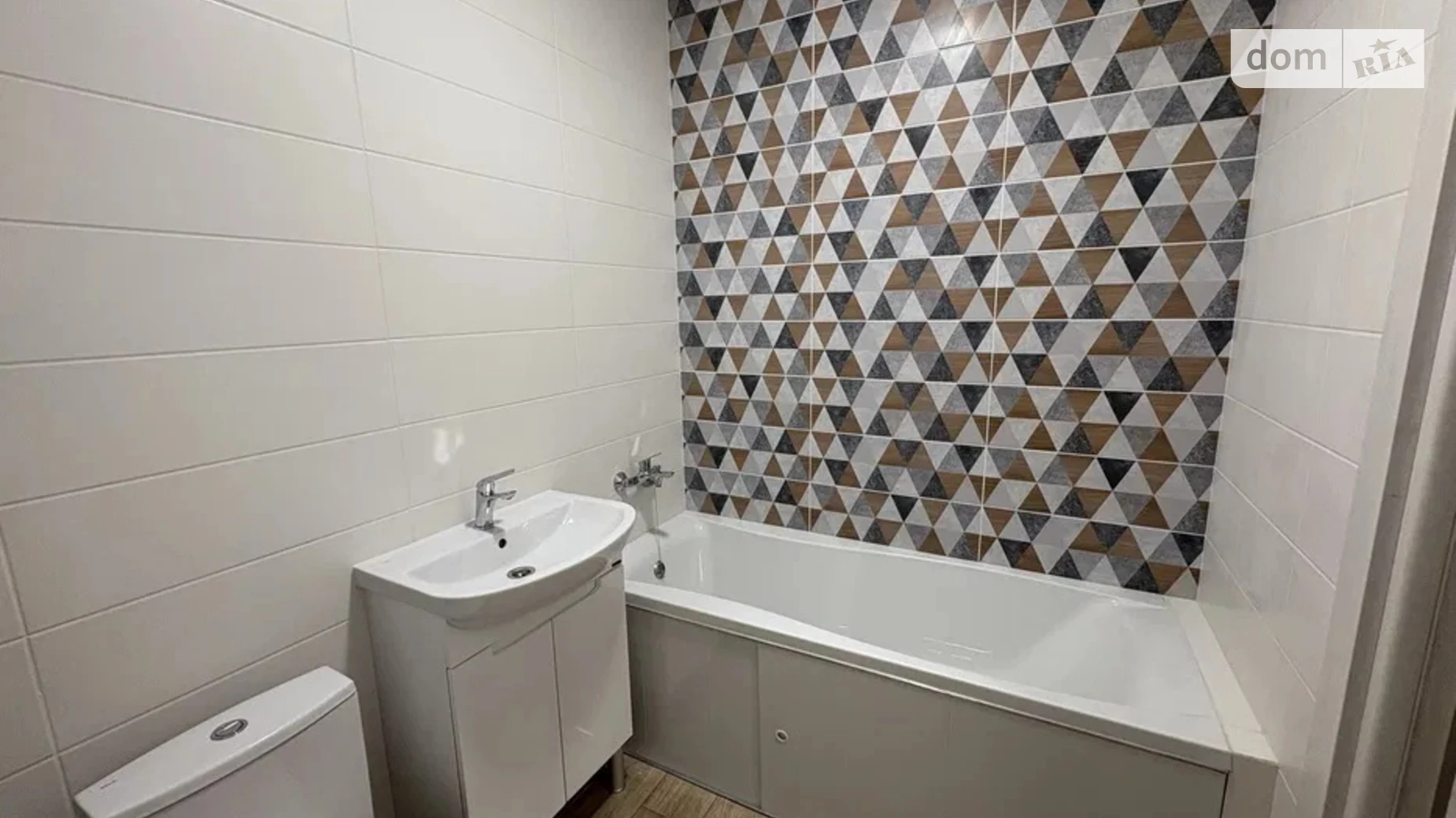 Продается 1-комнатная квартира 38 кв. м в Полтаве, ул. Башкирцевой Марии - фото 3