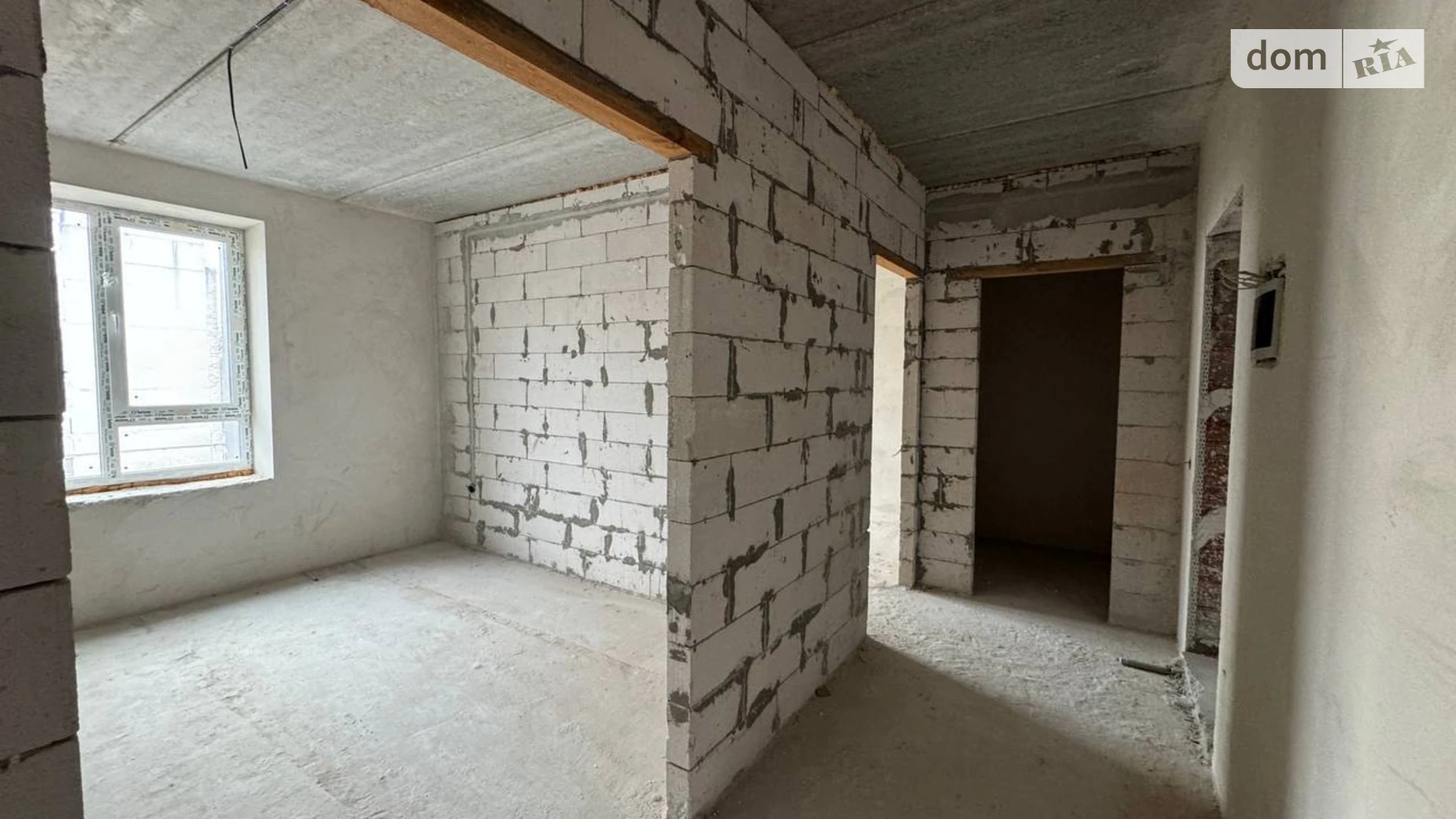 Продается 2-комнатная квартира 57.9 кв. м в, цена: 44000 $ - фото 2