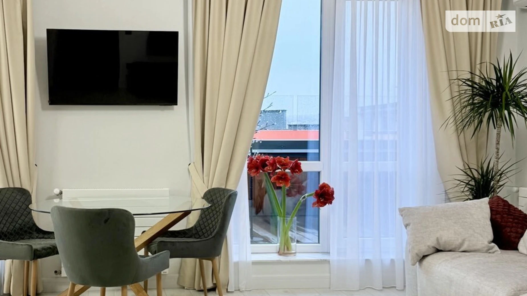 Продается 1-комнатная квартира 66 кв. м в Хмельницком, ул. Проскуровского Подполья - фото 2