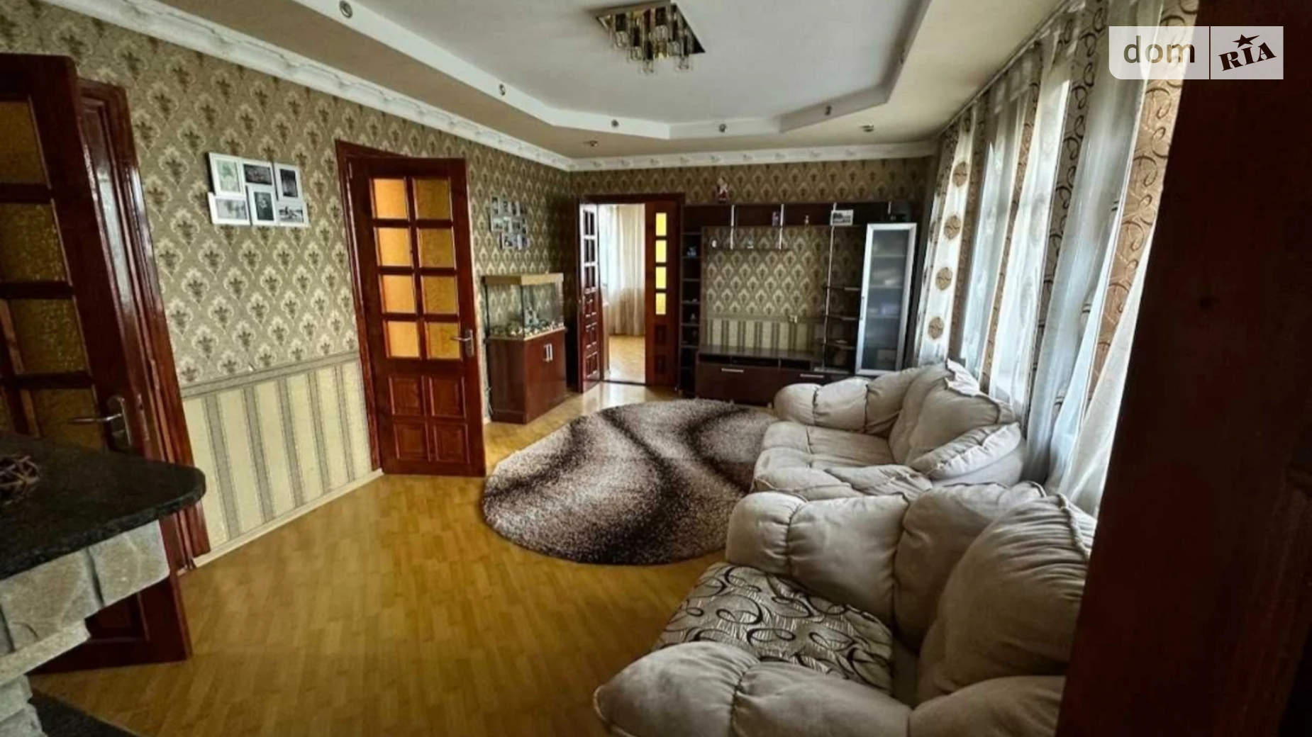 Продается дом на 2 этажа 200 кв. м с террасой, цена: 95000 $ - фото 2