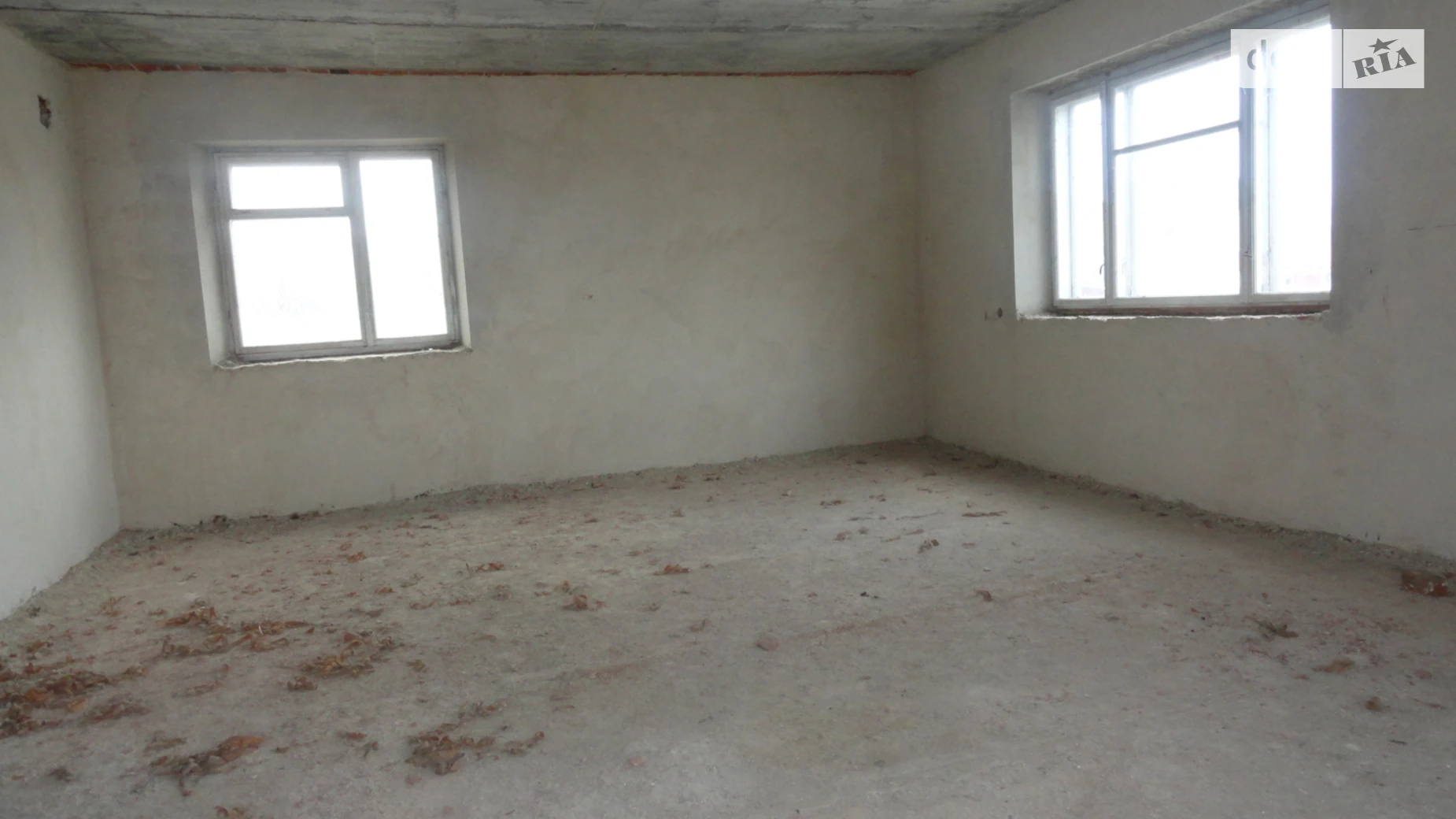 Продается дом на 3 этажа 250 кв. м с бассейном, цена: 40000 $ - фото 2