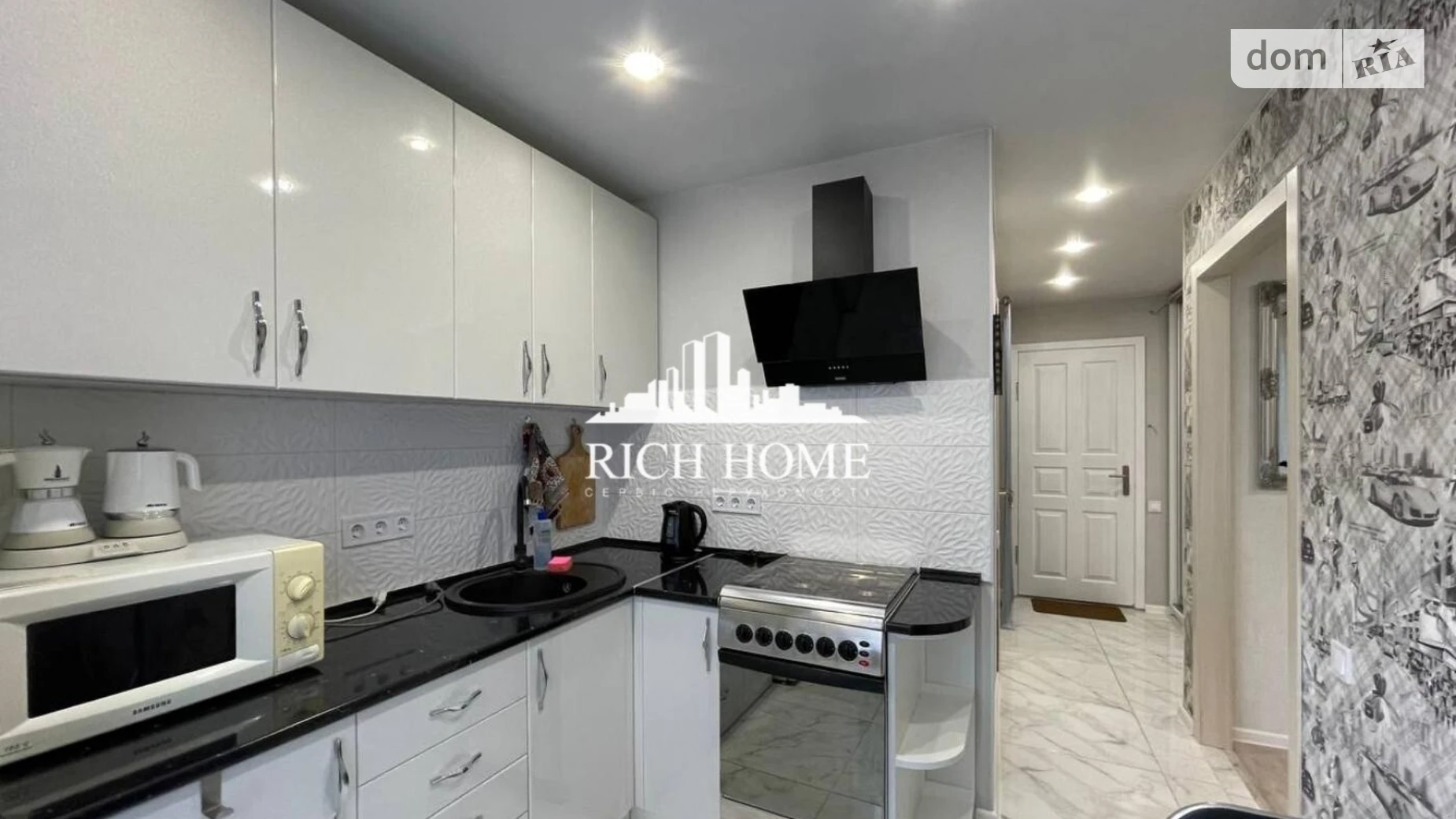 Продається 1-кімнатна квартира 34 кв. м у Києві, вул. Захарівська, 3 - фото 2