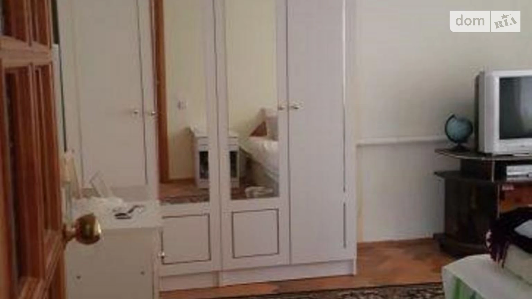 Продается дом на 2 этажа 120 кв. м с гаражом, цена: 135000 $ - фото 2