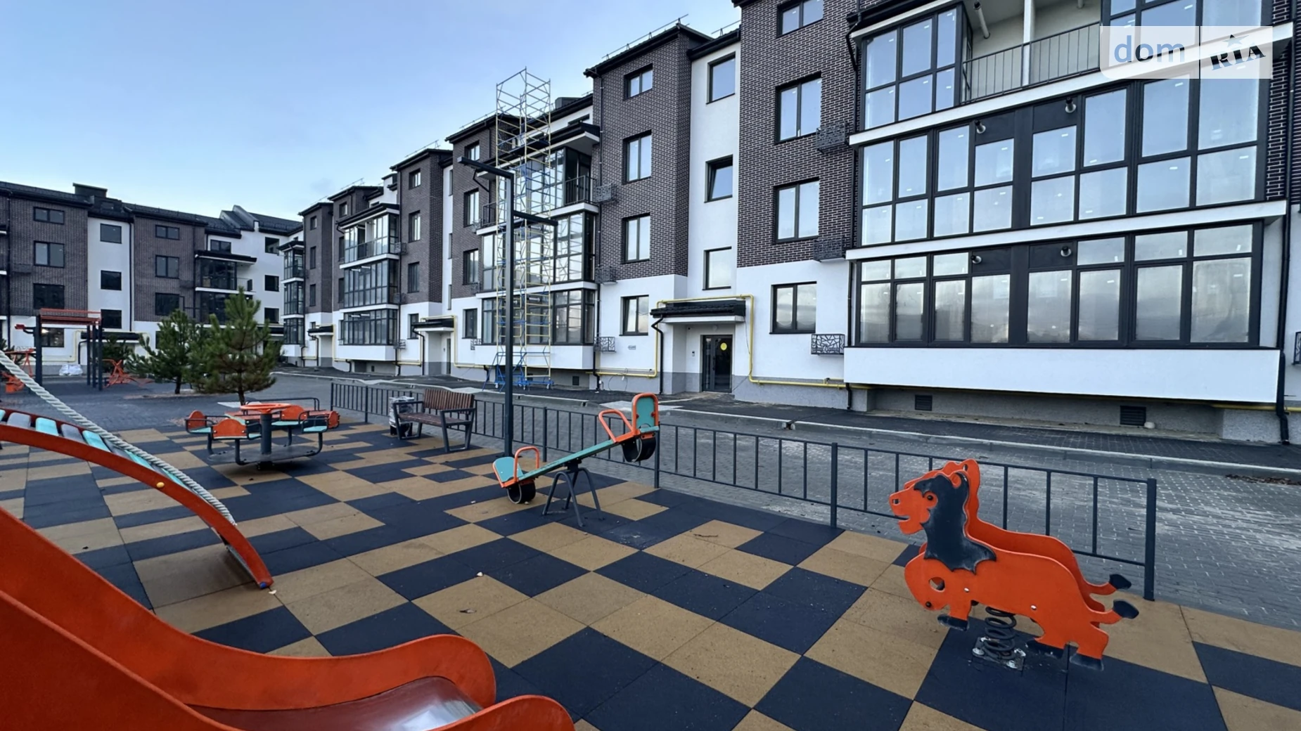 Продается 1-комнатная квартира 42.8 кв. м в Виннице, ул. Євгения Патона, 17 - фото 2