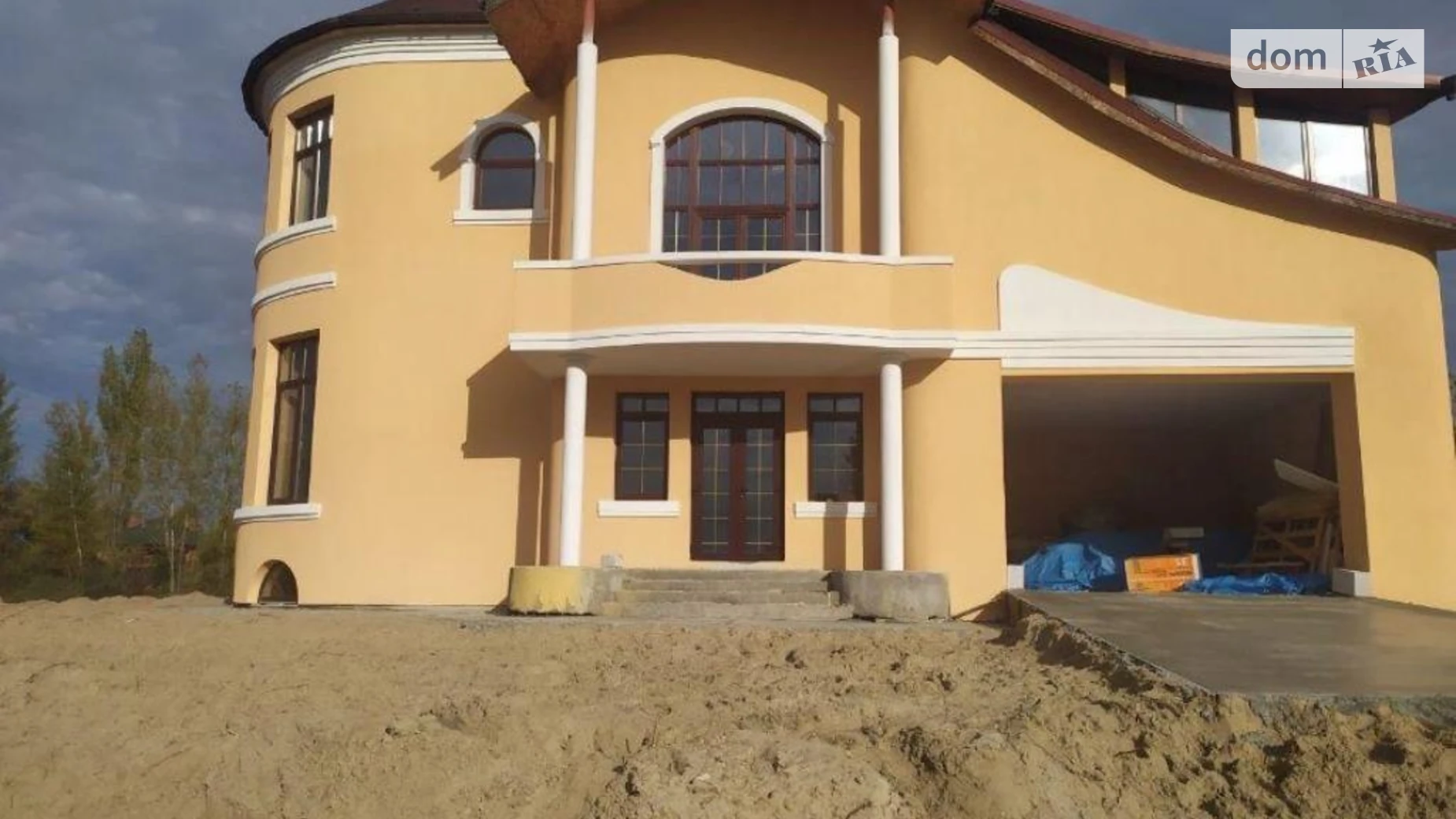 Продается дом на 2 этажа 867 кв. м с баней/сауной, цена: 350000 $ - фото 2